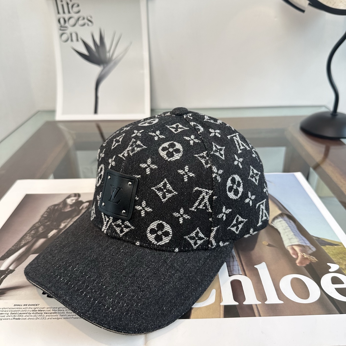 🧢路易威登棒球帽 LouisVuitton😍新款LV棒球帽，重工打造♥️高端大气，百搭款🤗男女通用！