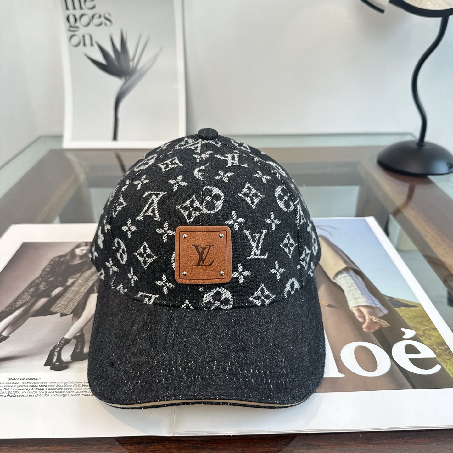 🧢路易威登棒球帽 LouisVuitton😍新款LV棒球帽，重工打造♥️高端大气，百搭款🤗男女通用！