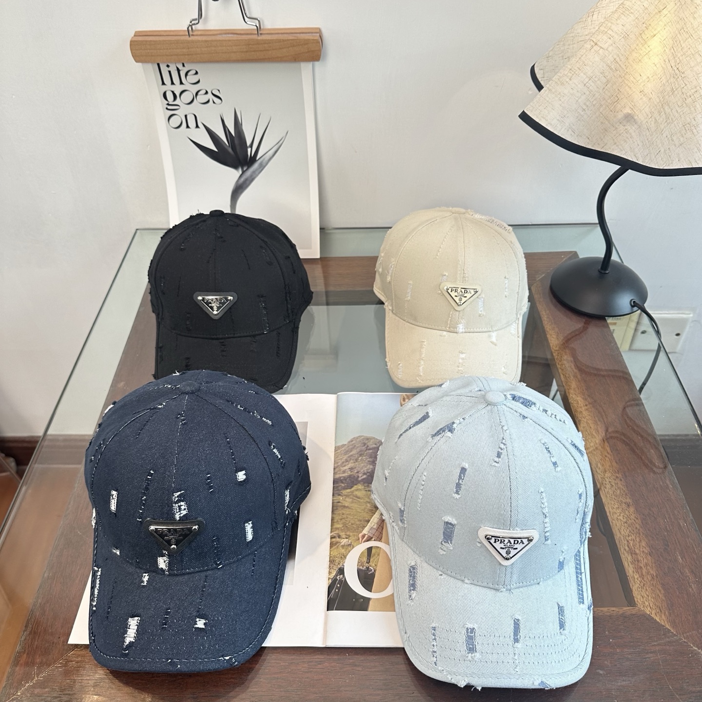 Prada 普拉达 三角标棒球帽