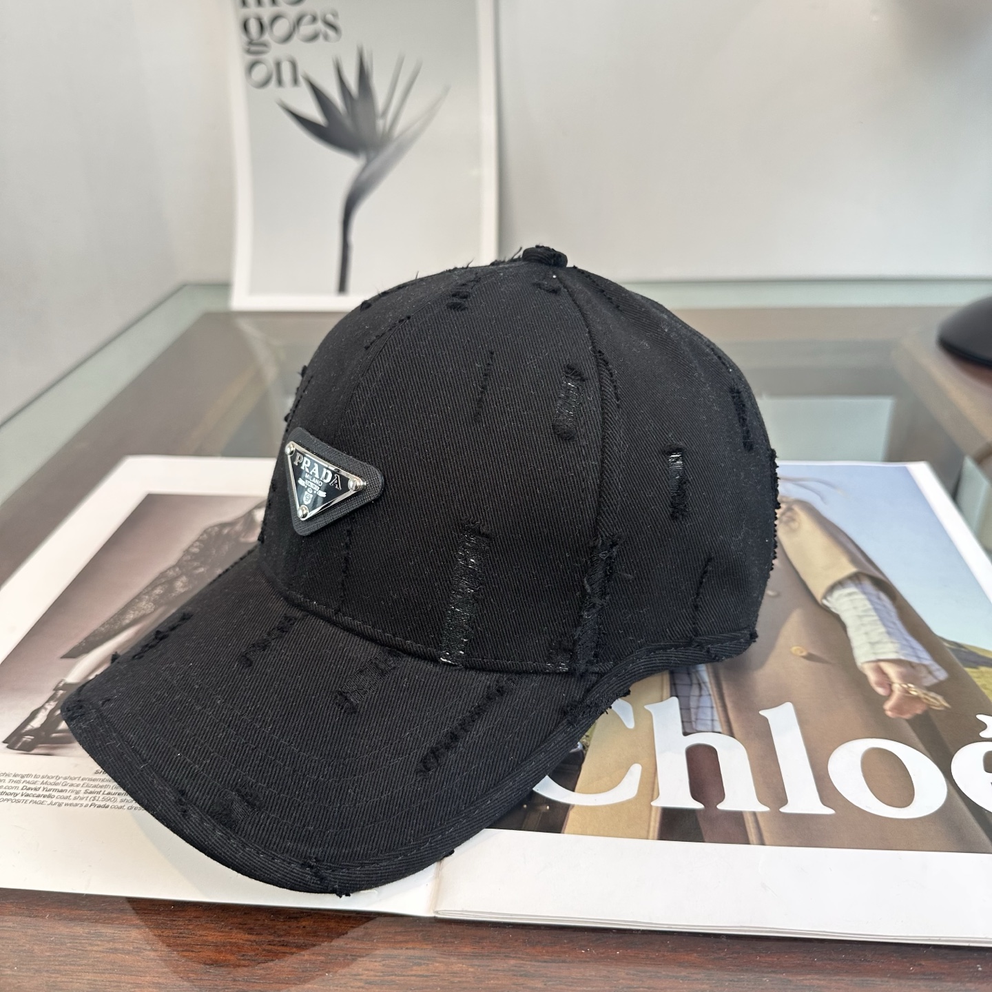 Prada 普拉达 三角标棒球帽