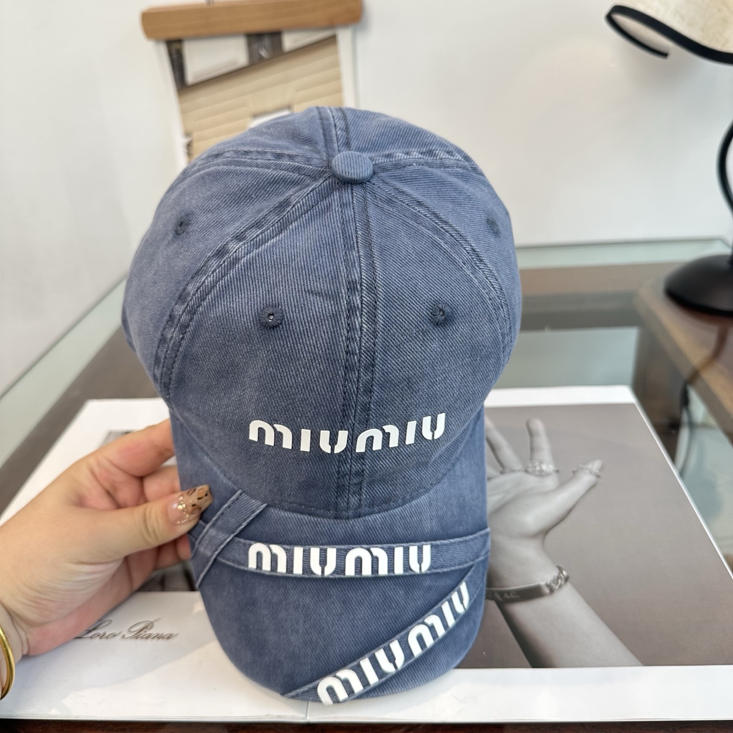 谬谬miumiu 原单 新款棒球帽，正品开模订制，原版做工细致质量超赞！