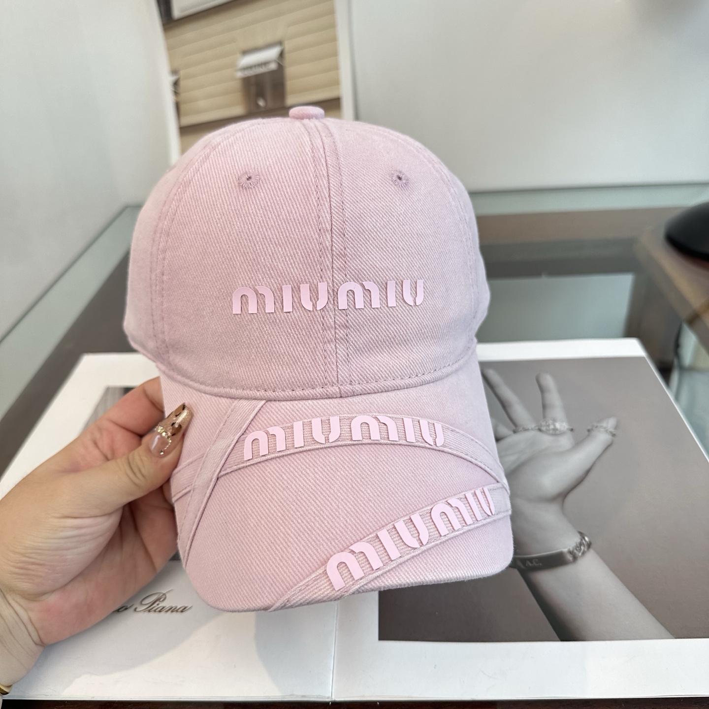 谬谬miumiu 原单 新款棒球帽，正品开模订制，原版做工细致质量超赞！