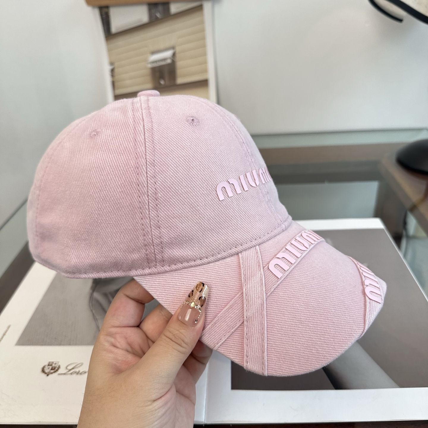 谬谬miumiu 原单 新款棒球帽，正品开模订制，原版做工细致质量超赞！