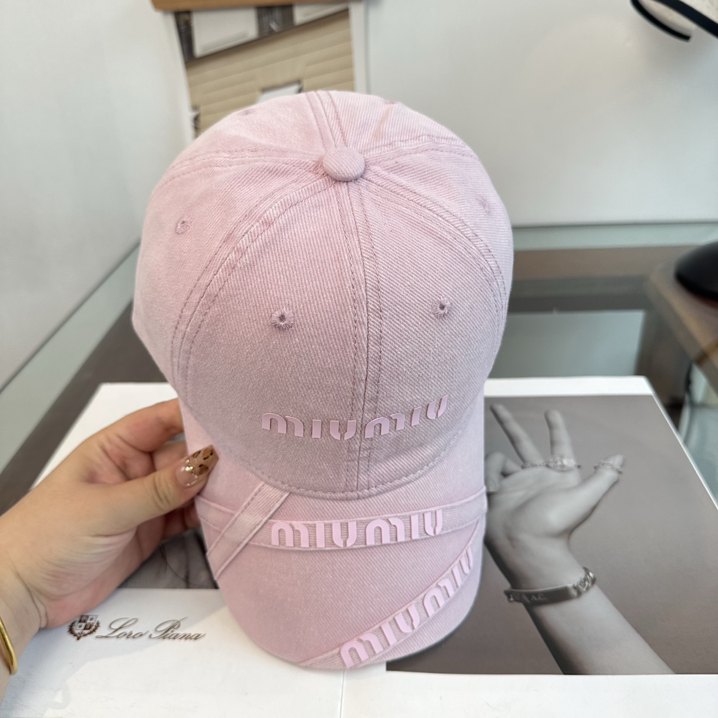 谬谬miumiu 原单 新款棒球帽，正品开模订制，原版做工细致质量超赞！