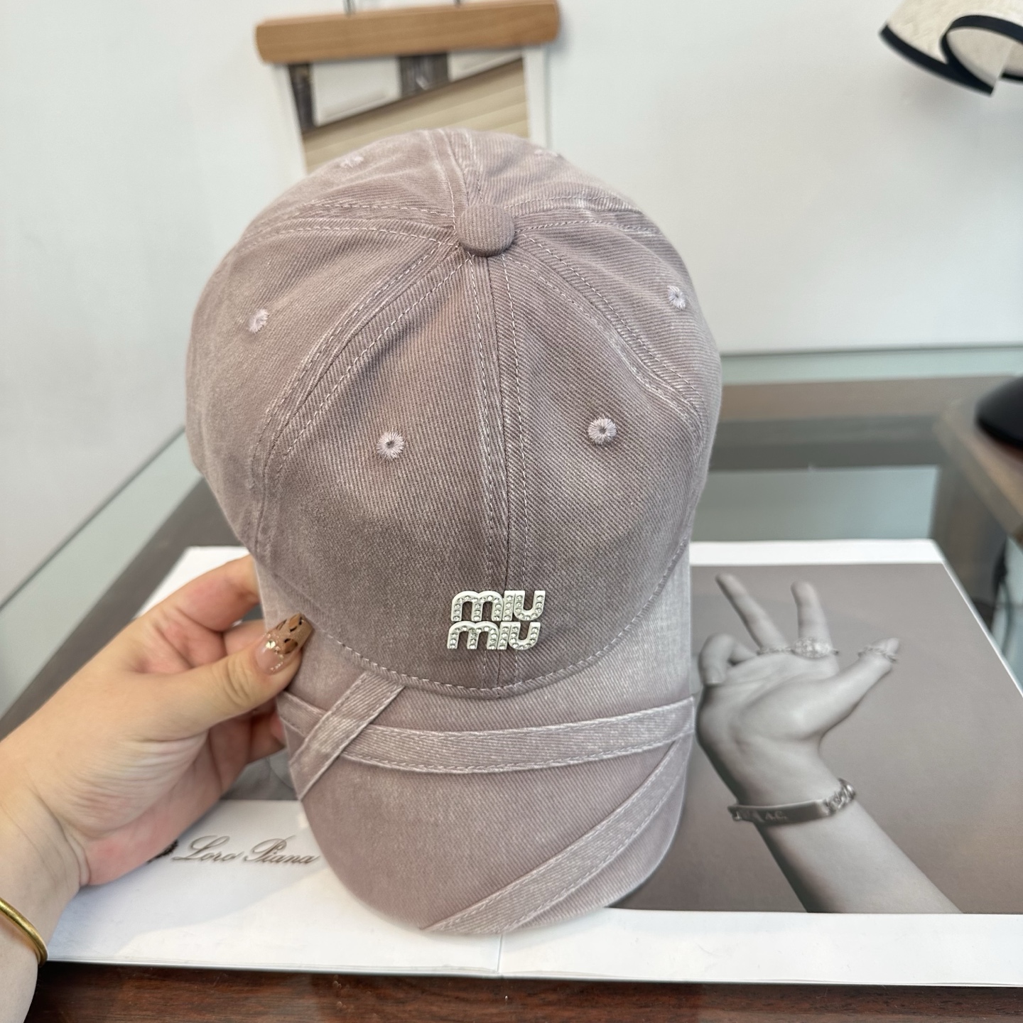 谬谬miumiu 原单 新款棒球帽，正品开模订制，原版做工细致质量超赞！