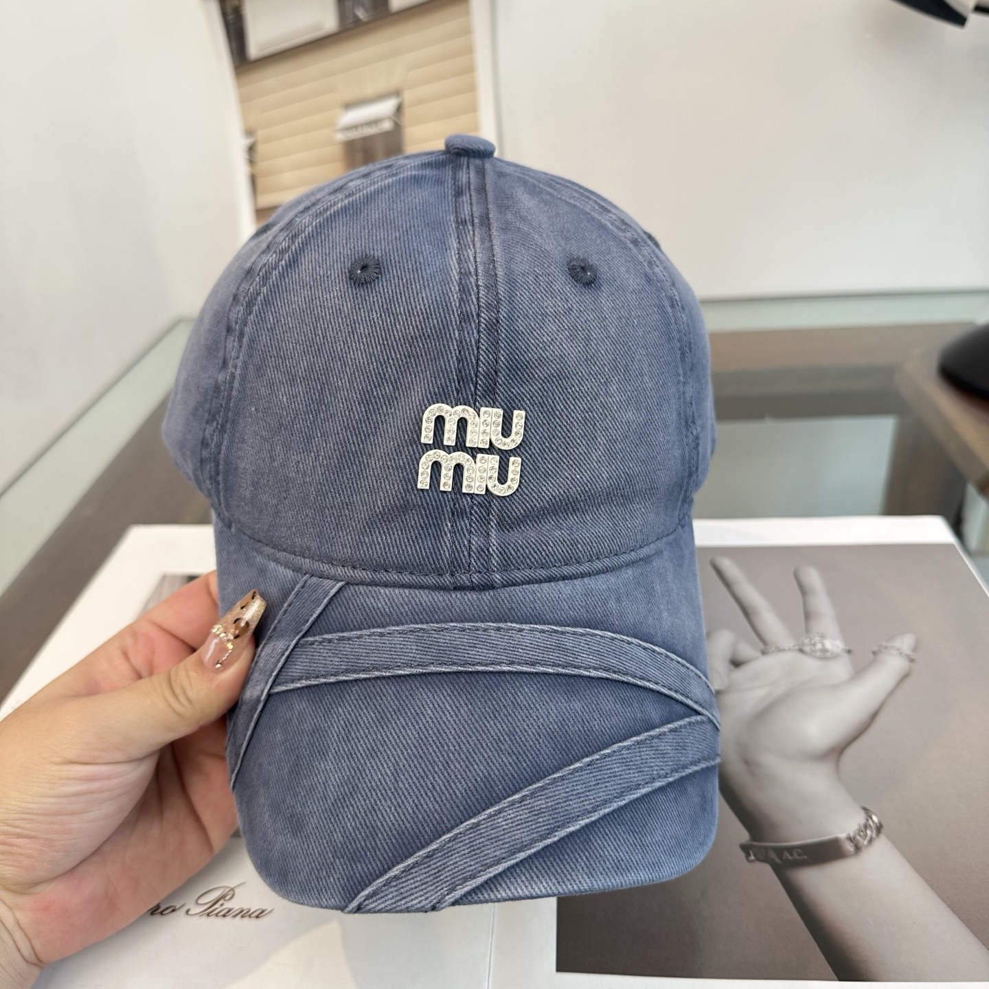 谬谬miumiu 原单 新款棒球帽，正品开模订制，原版做工细致质量超赞！