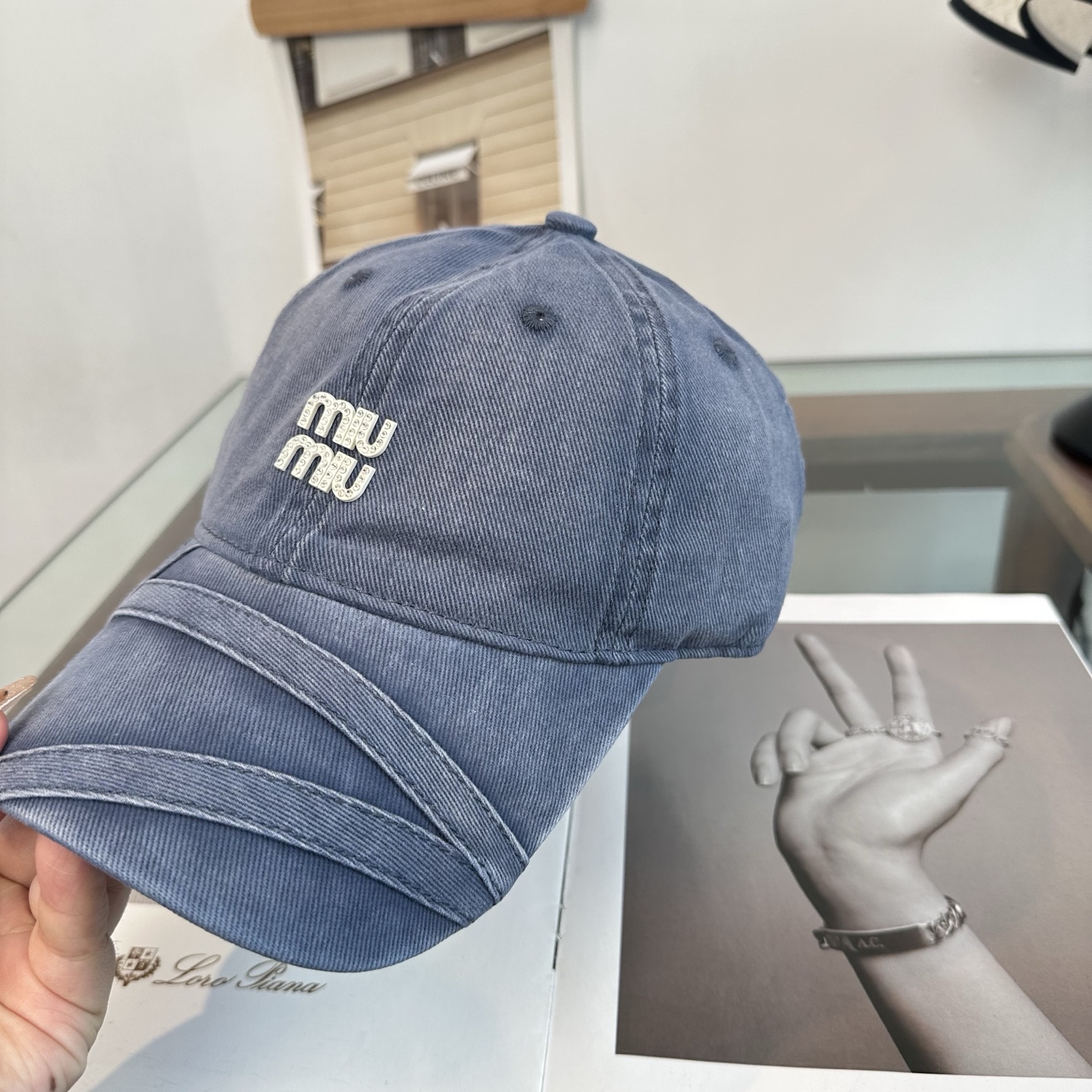 谬谬miumiu 原单 新款棒球帽，正品开模订制，原版做工细致质量超赞！