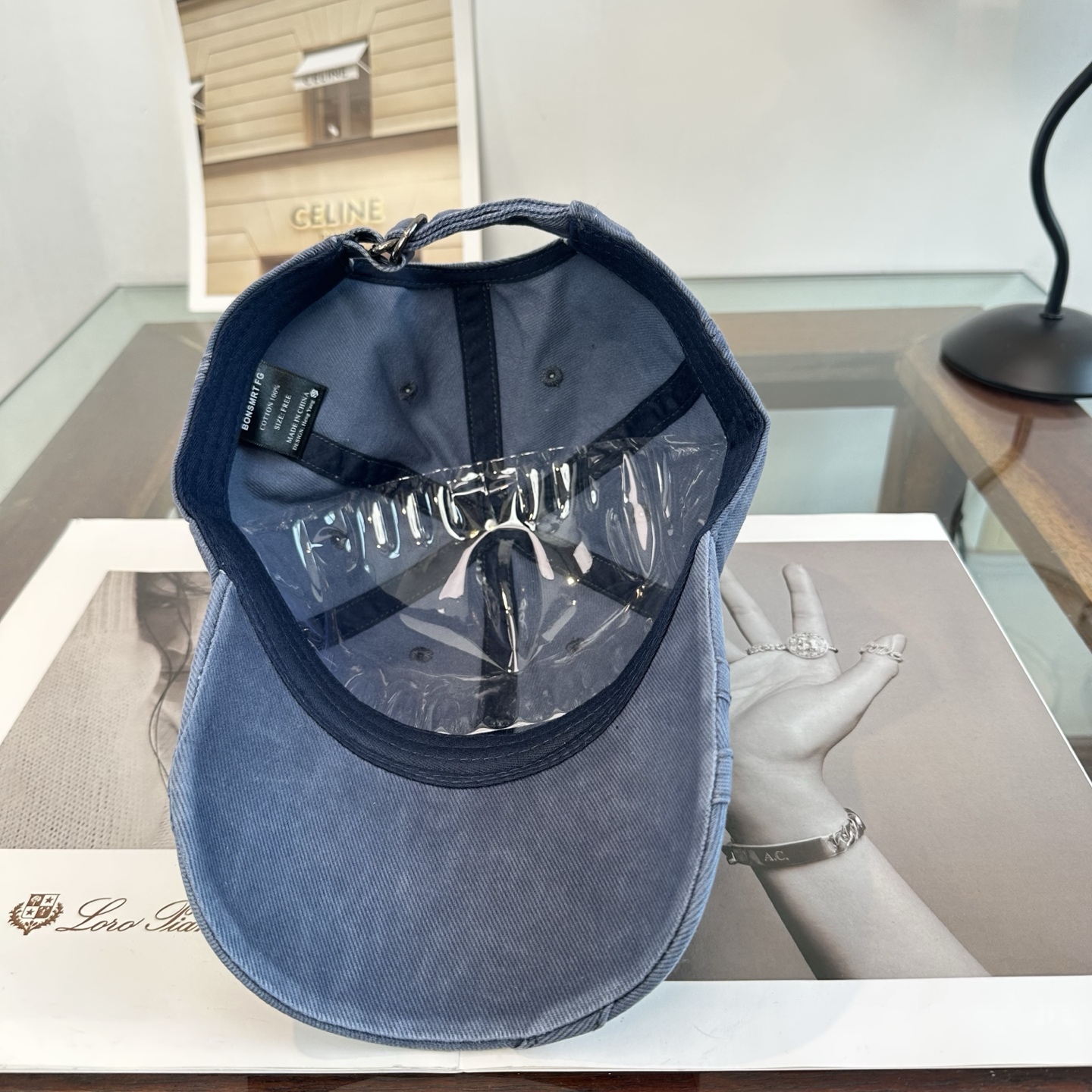 谬谬miumiu 原单 新款棒球帽，正品开模订制，原版做工细致质量超赞！