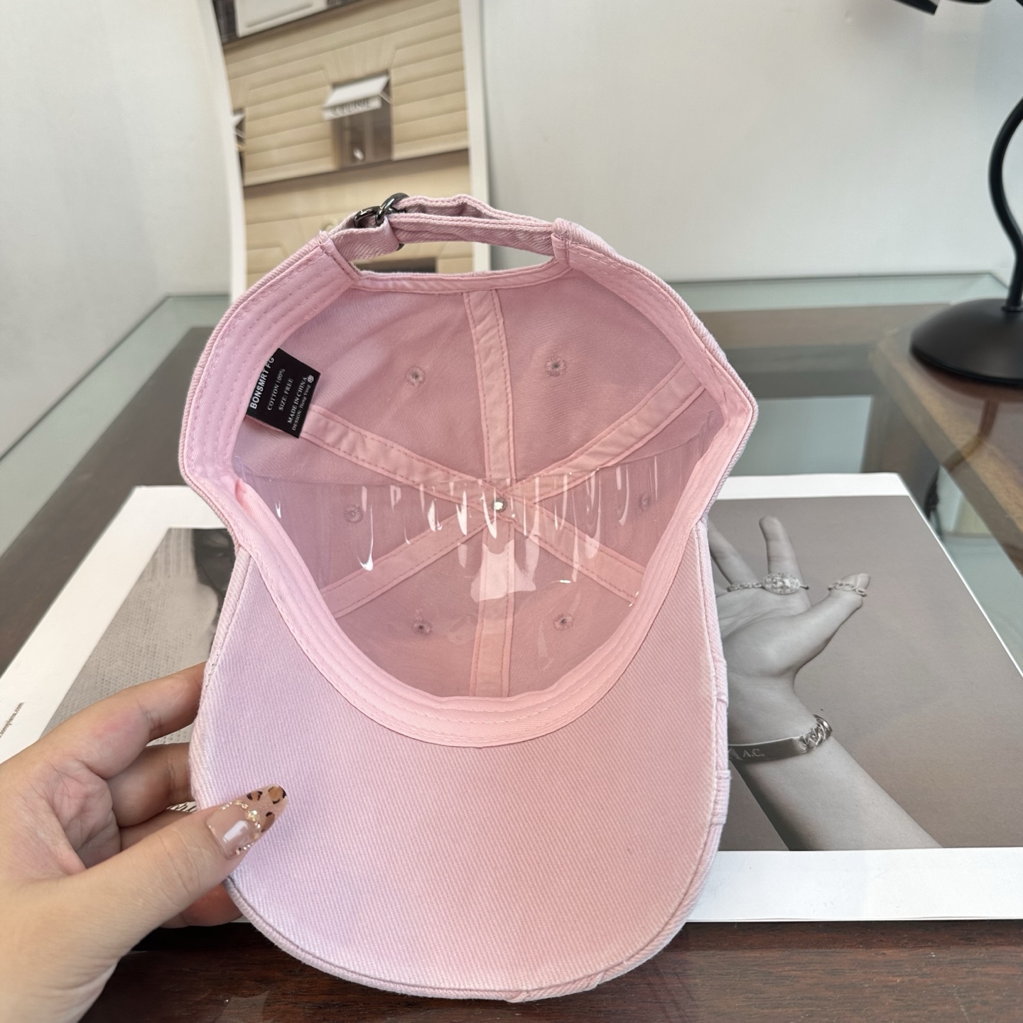 谬谬miumiu 原单 新款棒球帽，正品开模订制，原版做工细致质量超赞！
