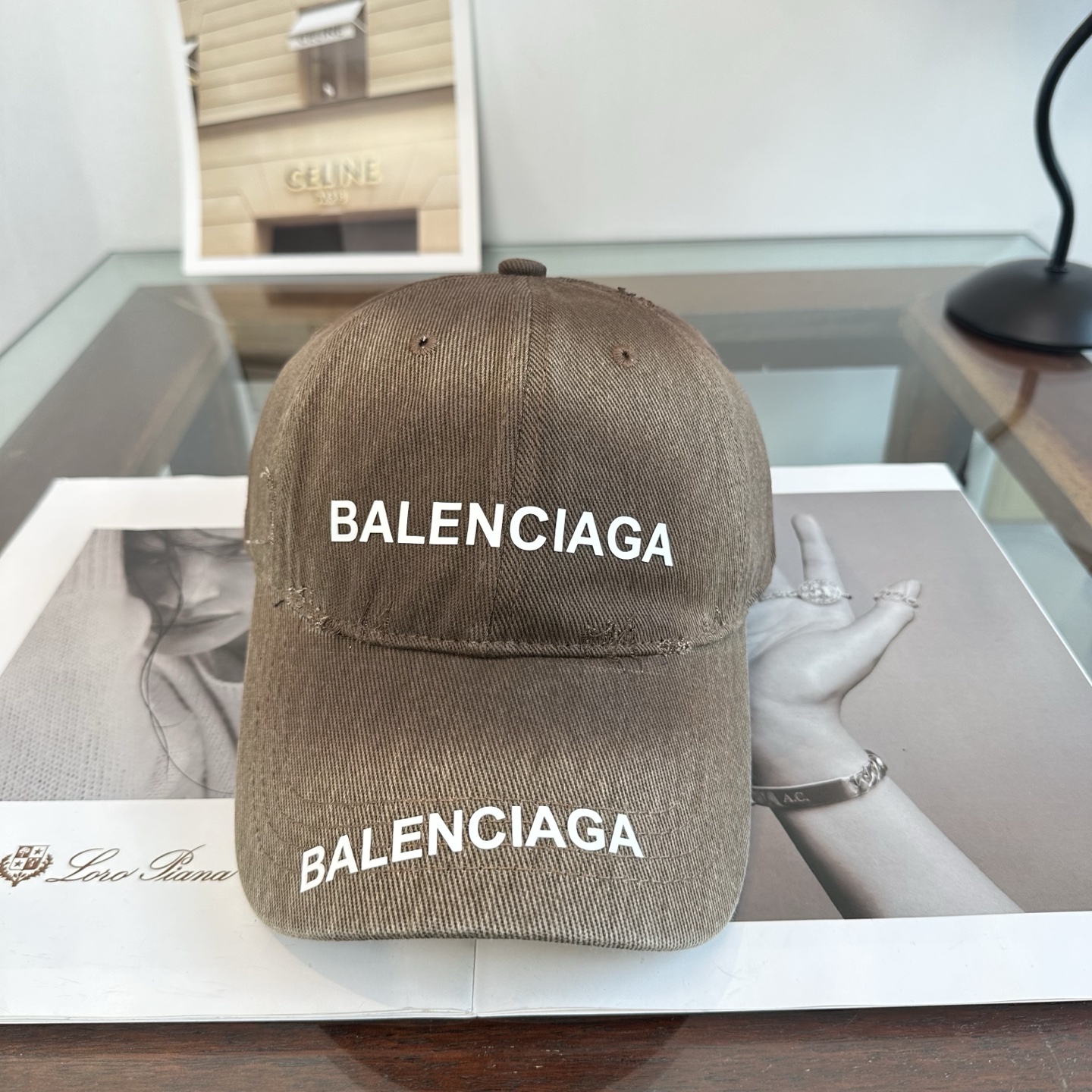Balenciaga 新品Balenciaga 巴黎世家字母新款棒球帽