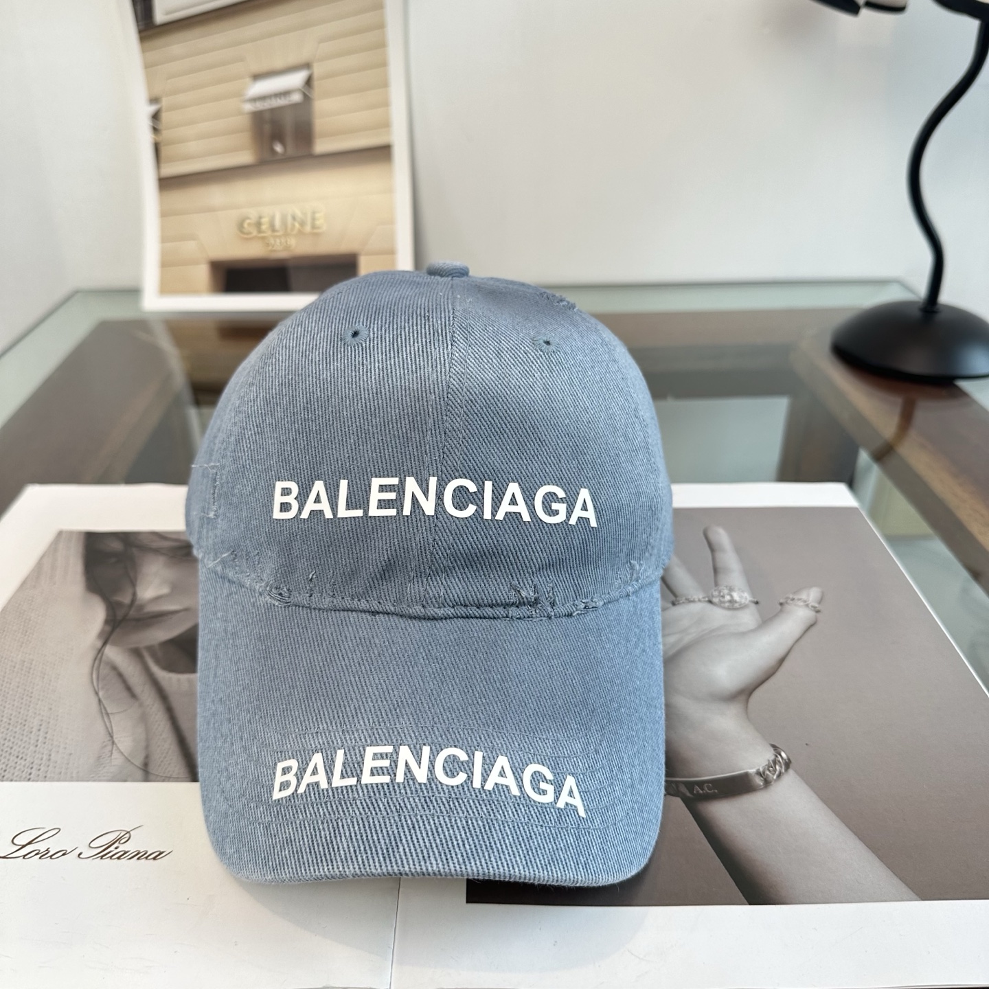 Balenciaga 新品Balenciaga 巴黎世家字母新款棒球帽