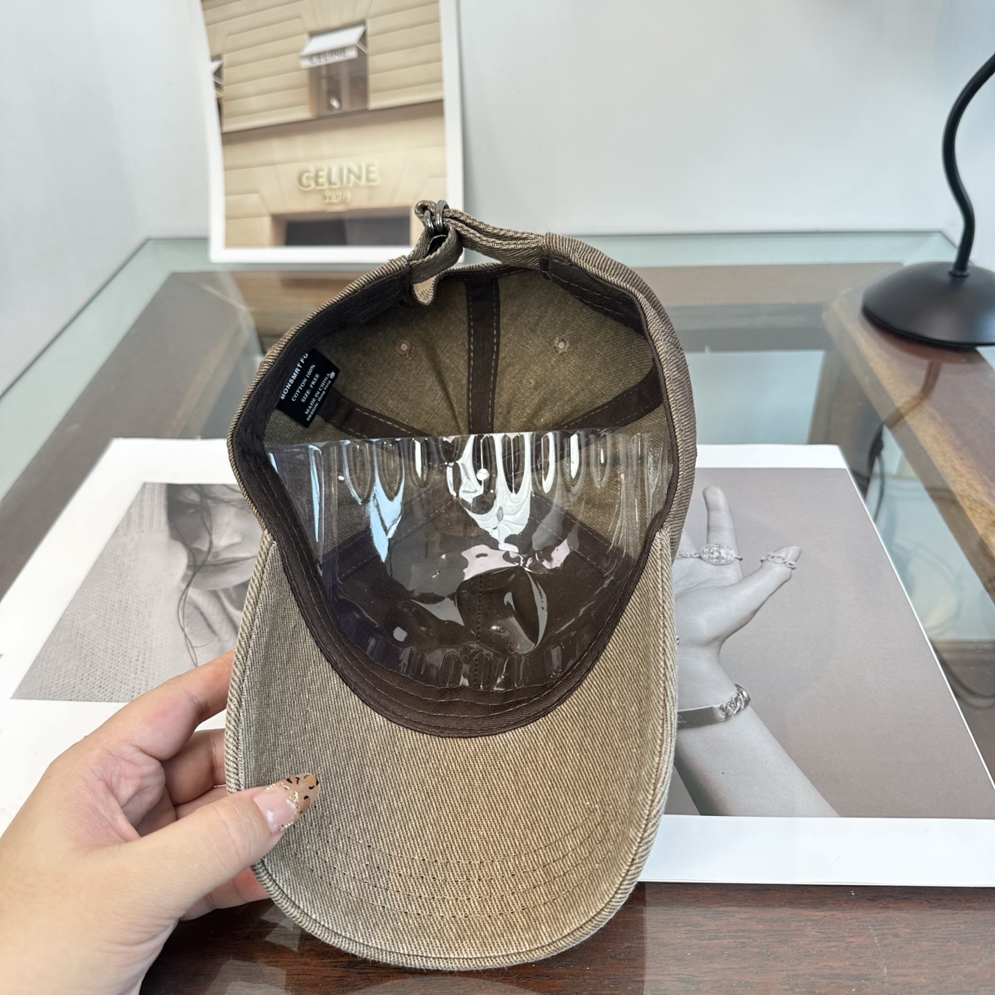 Chrome hearts 克罗心 新款十字架 高品质棒球帽，高端定制版！网红时尚博主同款！墙裂推荐！质量巨好！谁戴谁好