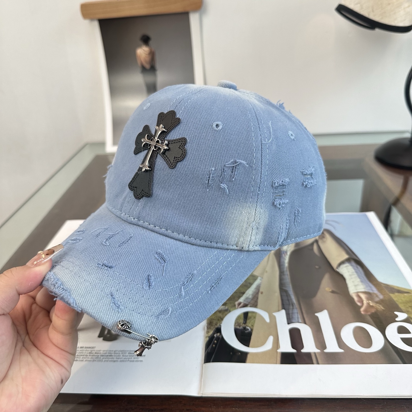 Chrome hearts 克罗心 新款十字架 高品质棒球帽，高端定制版！网红时尚博主同款！墙裂推荐！质量巨好！谁戴谁好