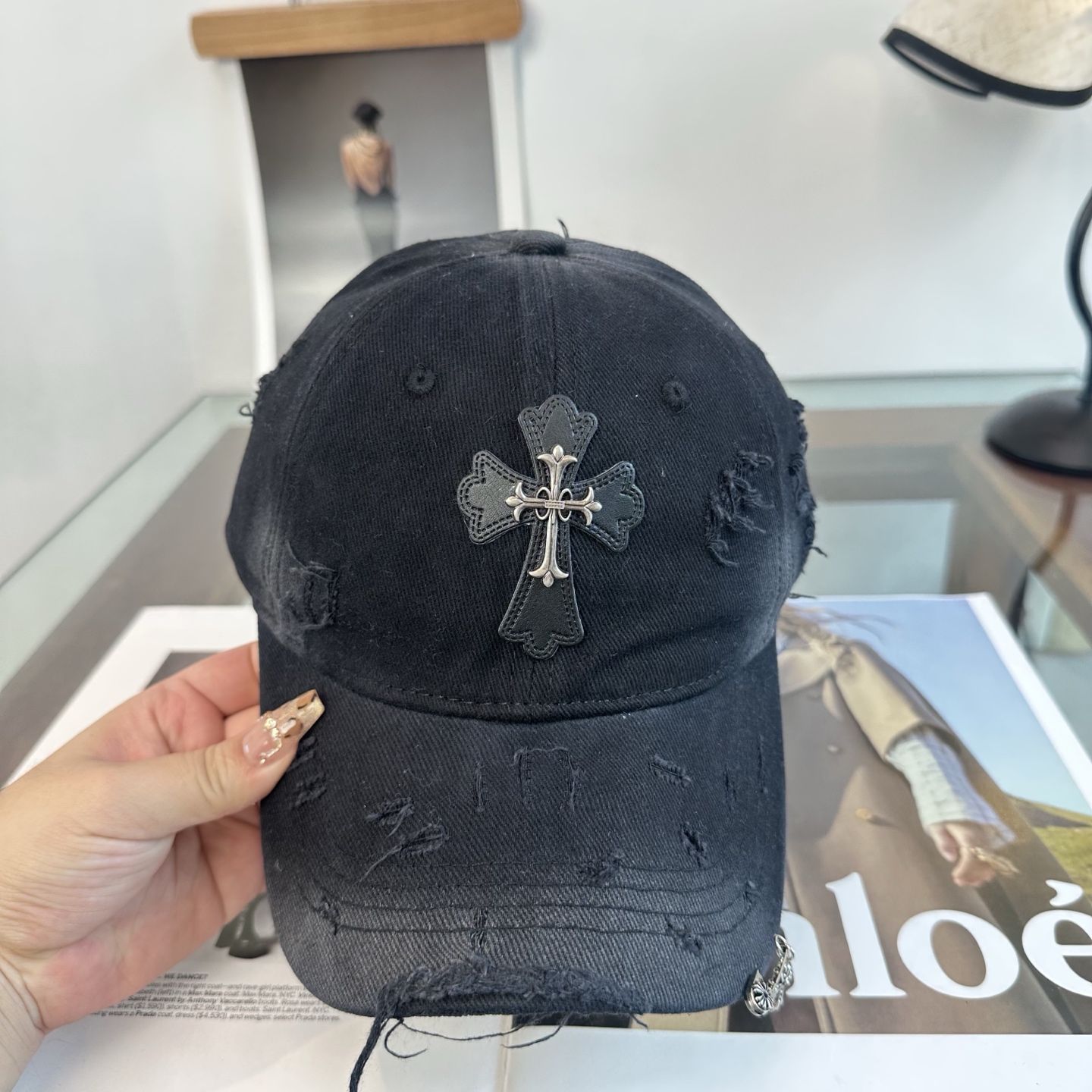 Chrome hearts 克罗心 新款十字架 高品质棒球帽，高端定制版！网红时尚博主同款！墙裂推荐！质量巨好！谁戴谁好
