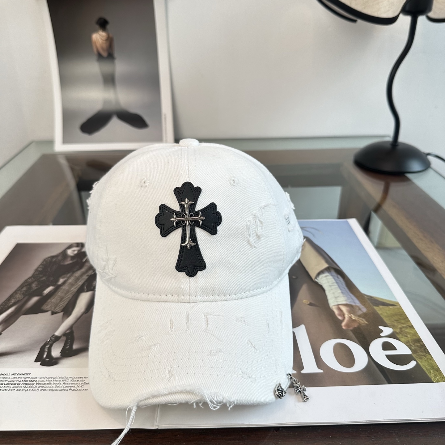 Chrome hearts 克罗心 新款十字架 高品质棒球帽，高端定制版！网红时尚博主同款！墙裂推荐！质量巨好！谁戴谁好