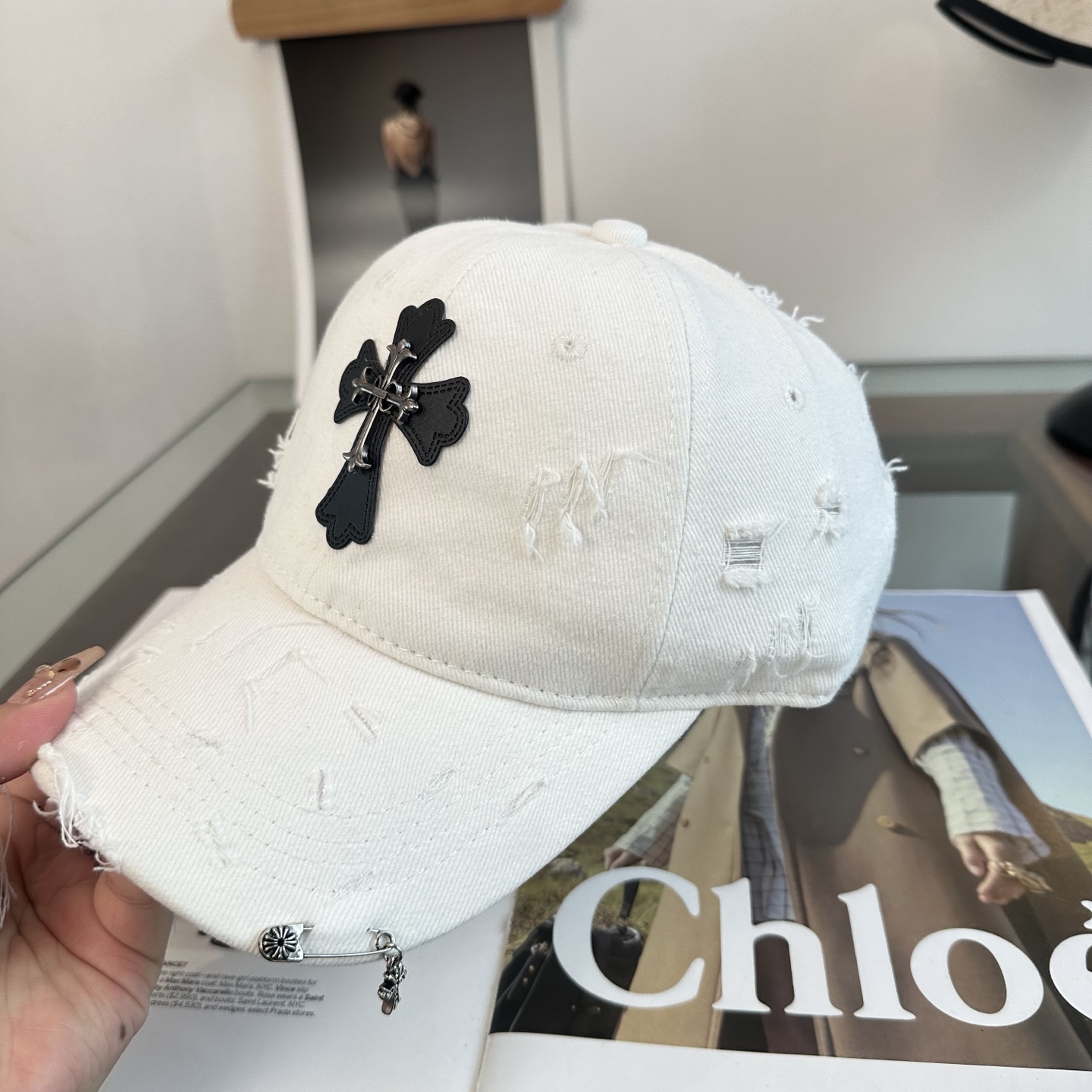 Chrome hearts 克罗心 新款十字架 高品质棒球帽，高端定制版！网红时尚博主同款！墙裂推荐！质量巨好！谁戴谁好