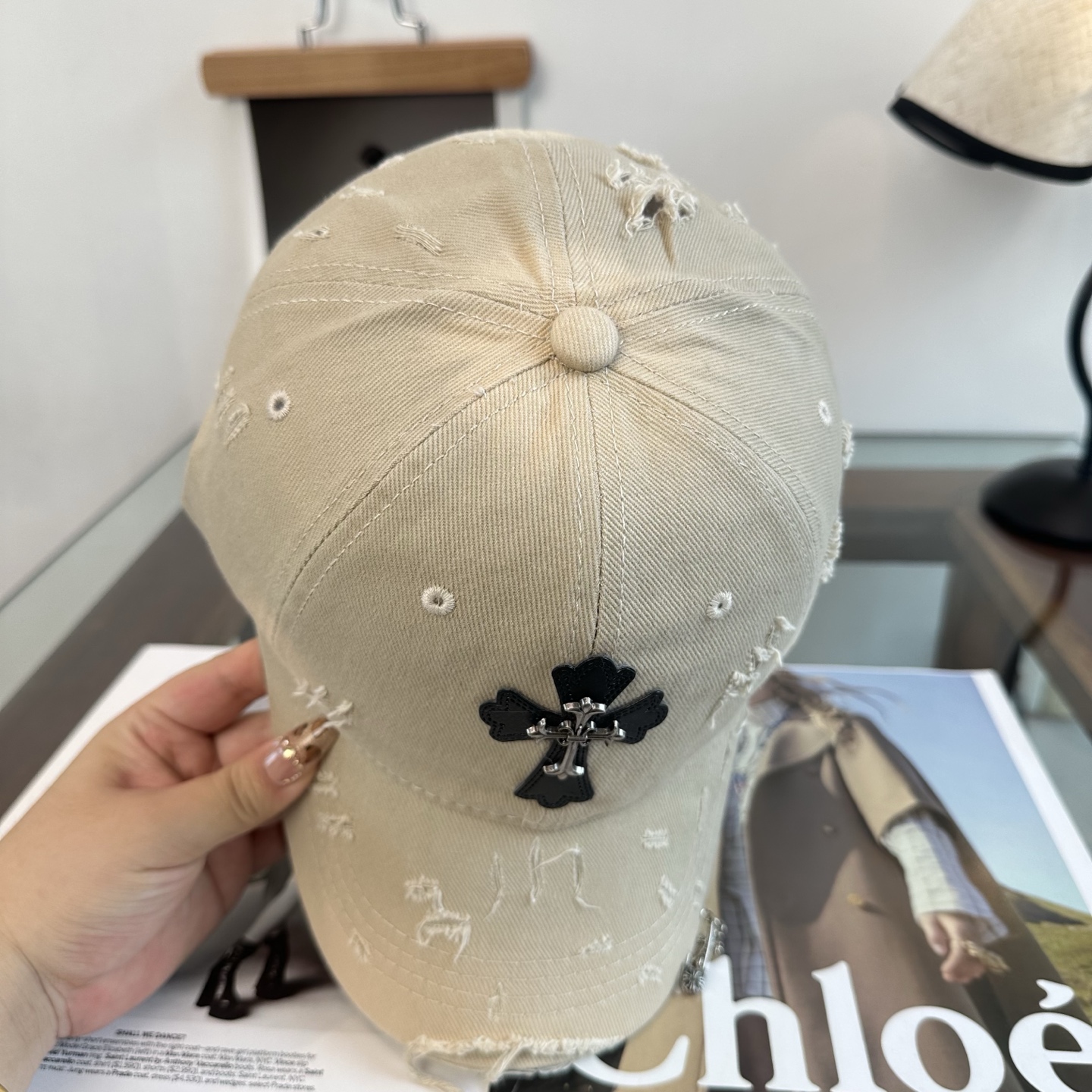 Chrome hearts 克罗心 新款十字架 高品质棒球帽，高端定制版！网红时尚博主同款！墙裂推荐！质量巨好！谁戴谁好