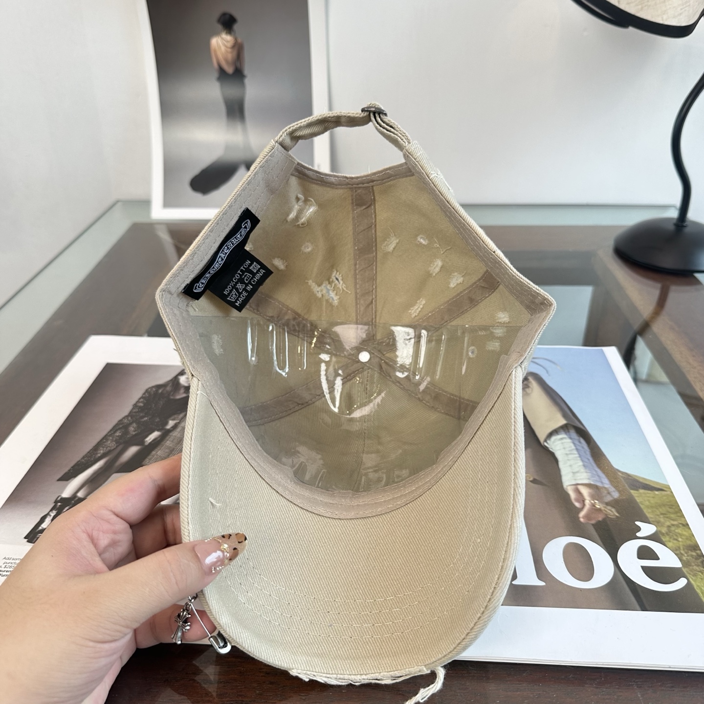 Chrome hearts 克罗心 新款十字架 高品质棒球帽，高端定制版！网红时尚博主同款！墙裂推荐！质量巨好！谁戴谁好