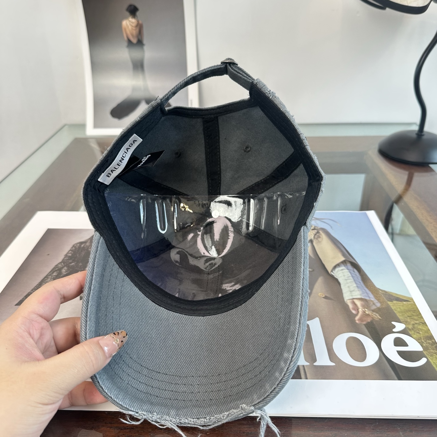 新品Balenciaga 巴黎世家字母新款棒球帽 现货秒发🧢简约时尚超级无敌好看的帽子！情侣款！