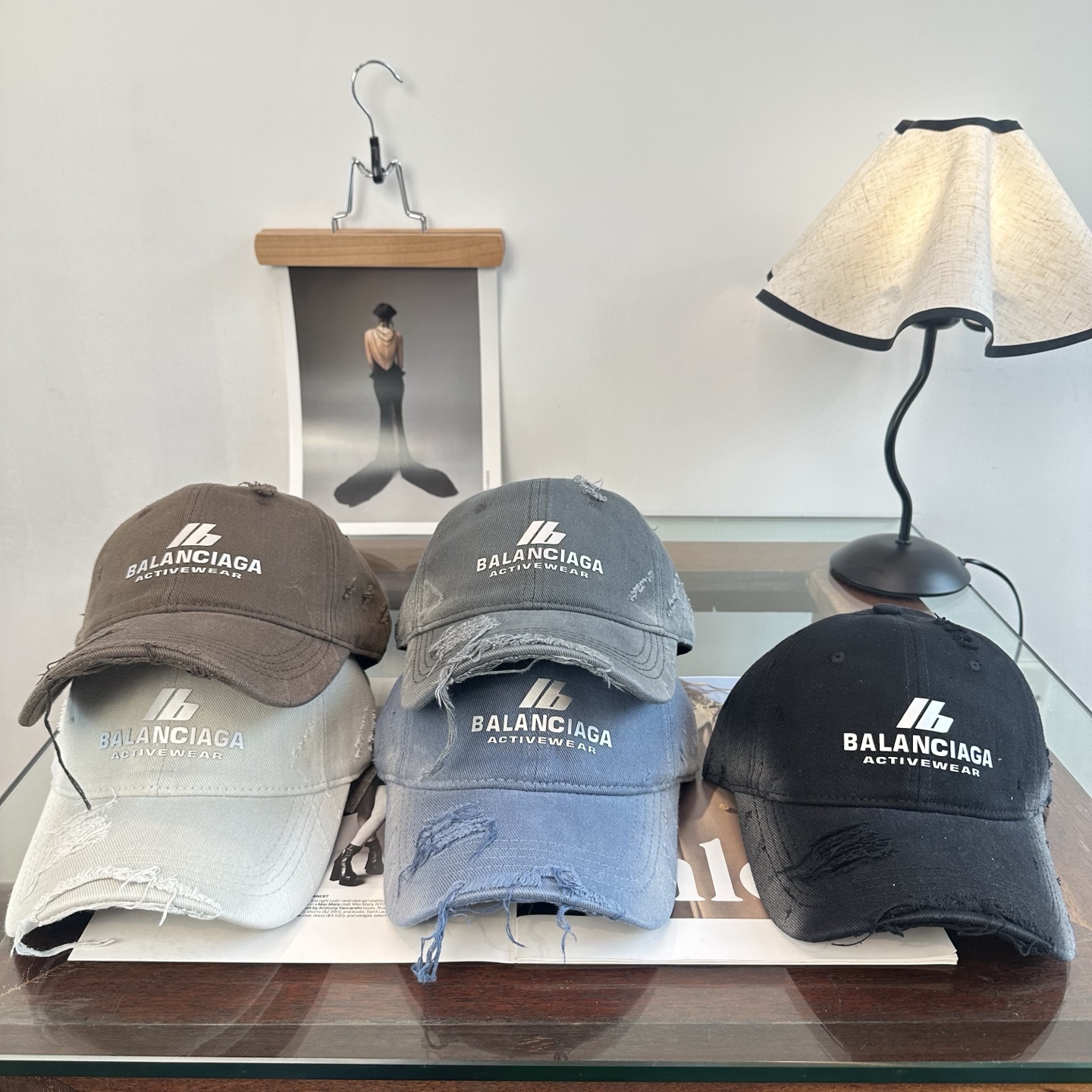 新品Balenciaga 巴黎世家字母新款棒球帽 现货秒发🧢简约时尚超级无敌好看的帽子！情侣款！