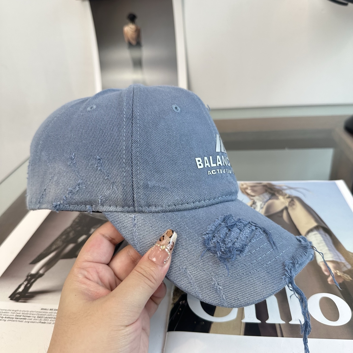 新品Balenciaga 巴黎世家字母新款棒球帽 现货秒发🧢简约时尚超级无敌好看的帽子！情侣款！
