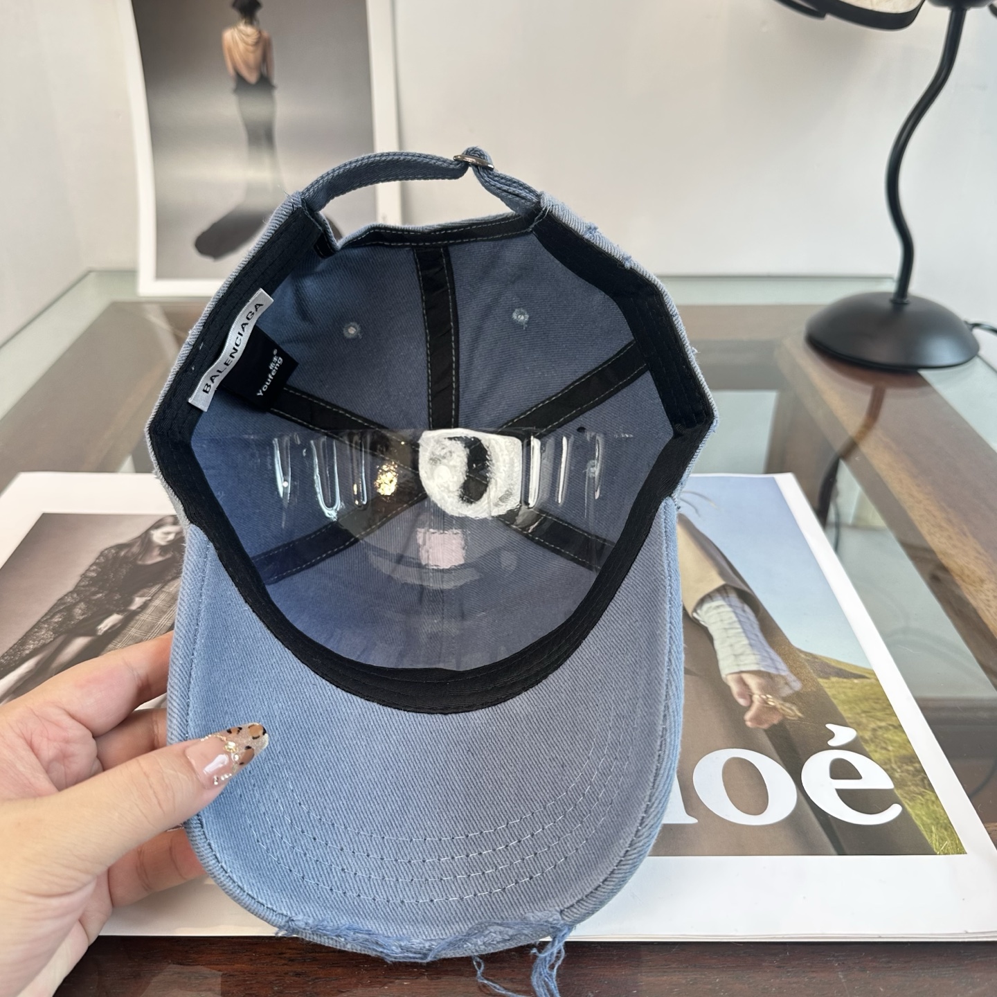 新品Balenciaga 巴黎世家字母新款棒球帽 现货秒发🧢简约时尚超级无敌好看的帽子！情侣款！