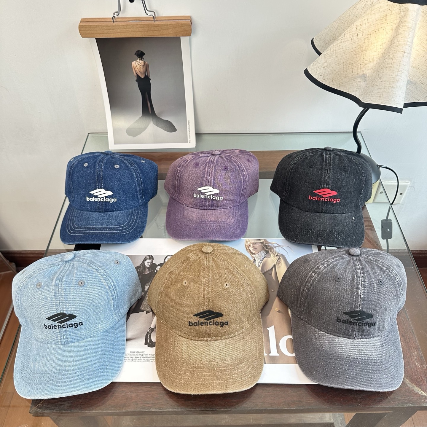 新品Balenciaga 巴黎世家字母新款棒球帽 现货秒发🧢简约时尚超级无敌好看的帽子！情侣款！
