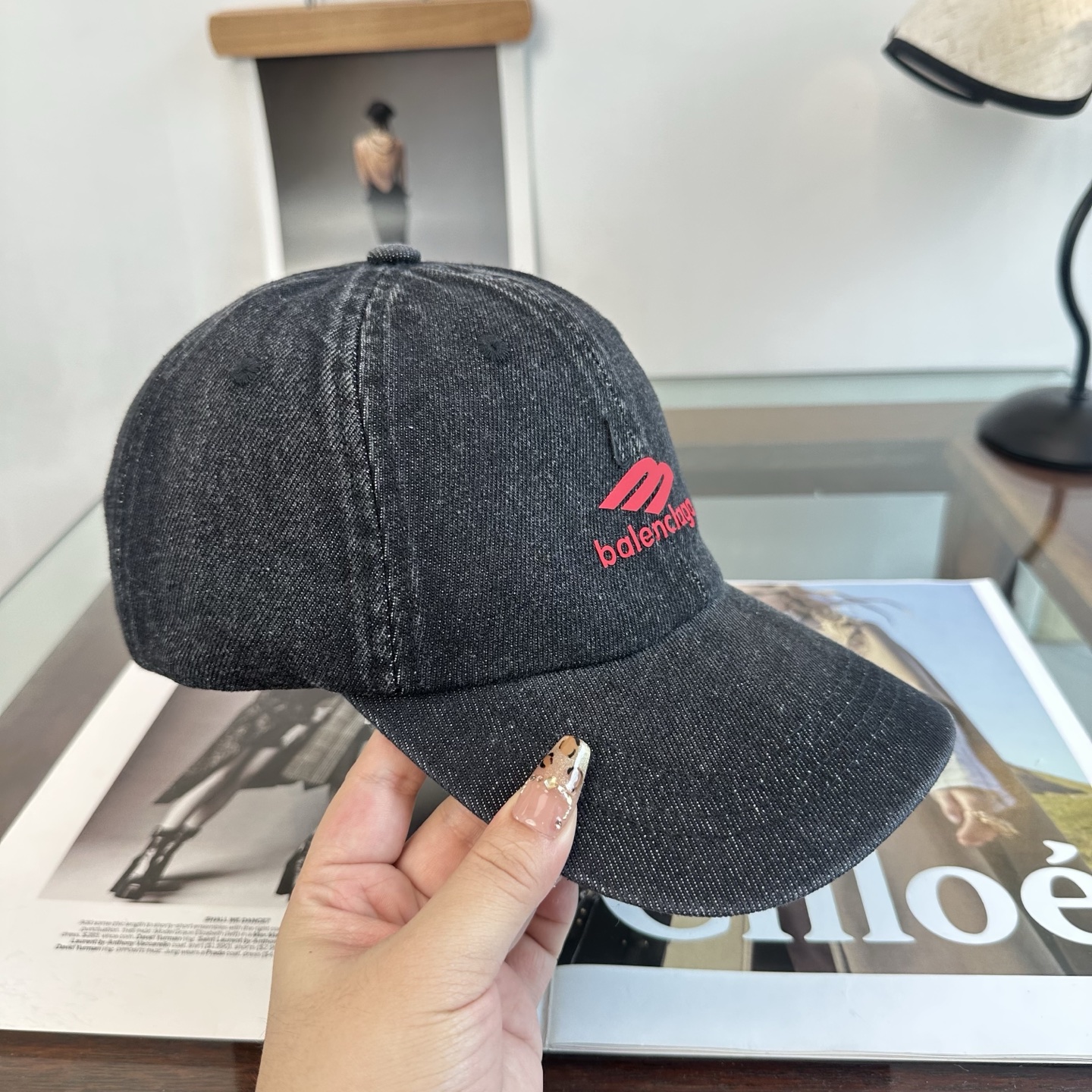 新品Balenciaga 巴黎世家字母新款棒球帽 现货秒发🧢简约时尚超级无敌好看的帽子！情侣款！