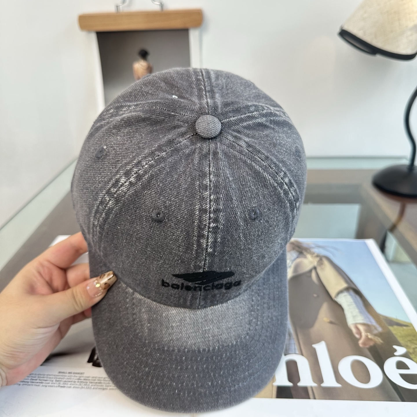新品Balenciaga 巴黎世家字母新款棒球帽 现货秒发🧢简约时尚超级无敌好看的帽子！情侣款！