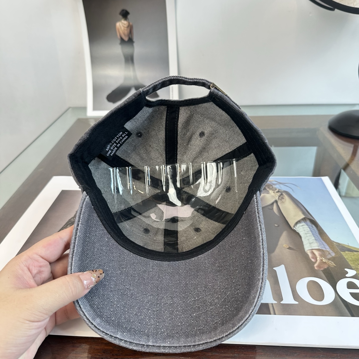 新品Balenciaga 巴黎世家字母新款棒球帽 现货秒发🧢简约时尚超级无敌好看的帽子！情侣款！