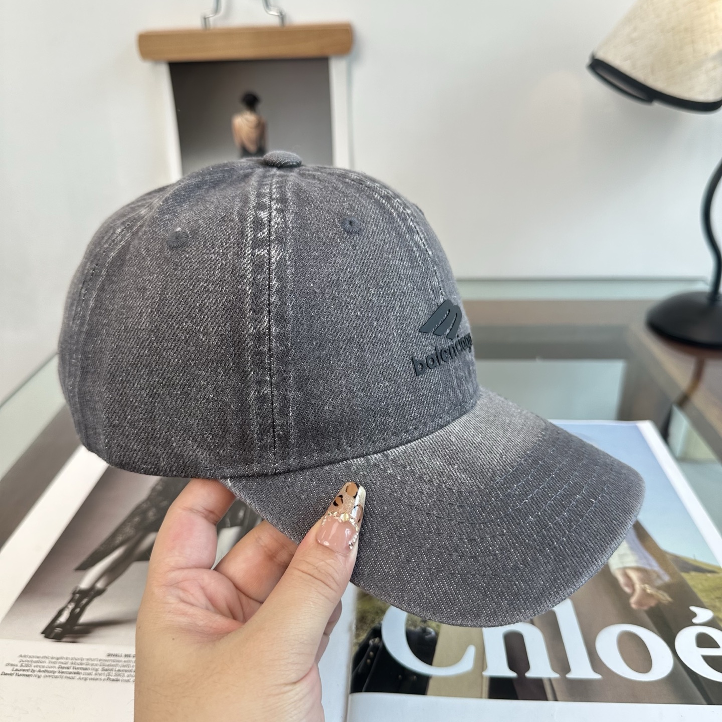 新品Balenciaga 巴黎世家字母新款棒球帽 现货秒发🧢简约时尚超级无敌好看的帽子！情侣款！