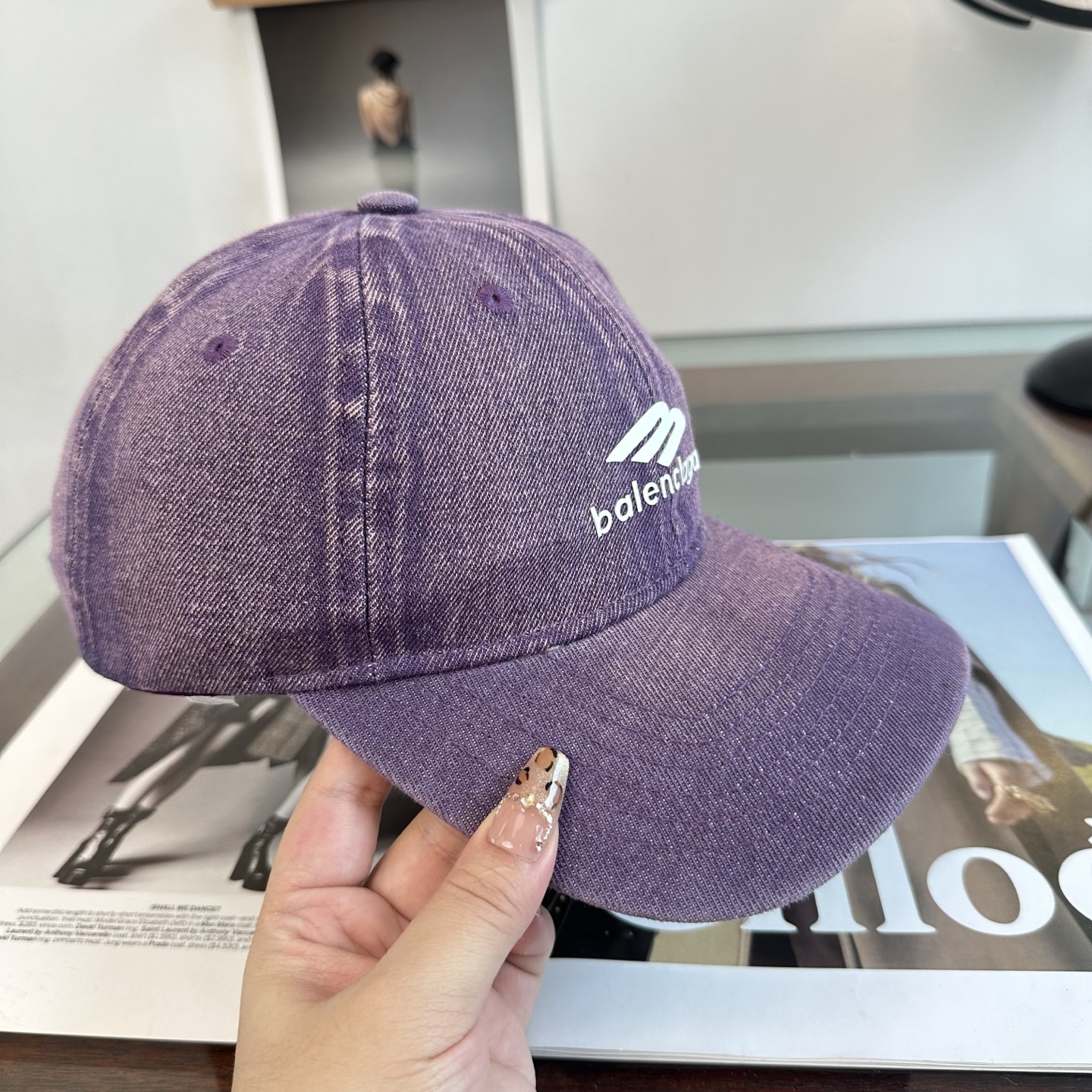 新品Balenciaga 巴黎世家字母新款棒球帽 现货秒发🧢简约时尚超级无敌好看的帽子！情侣款！