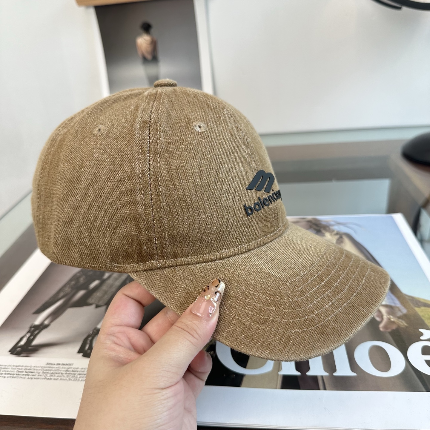 新品Balenciaga 巴黎世家字母新款棒球帽 现货秒发🧢简约时尚超级无敌好看的帽子！情侣款！
