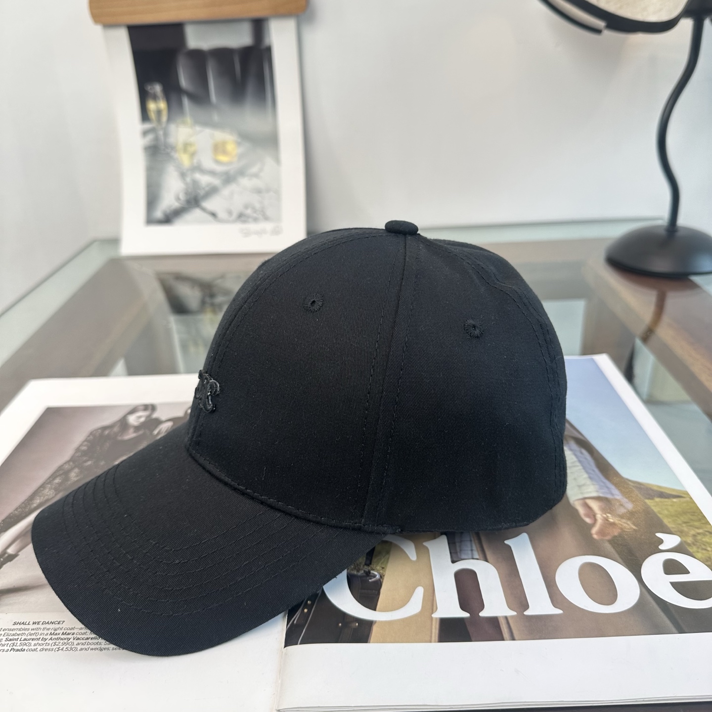 爆款CELINE（赛琳）简约明星同款最新棒球帽，时尚潮流，高端做工！每一个帽子都是用心之作！非一般的品质