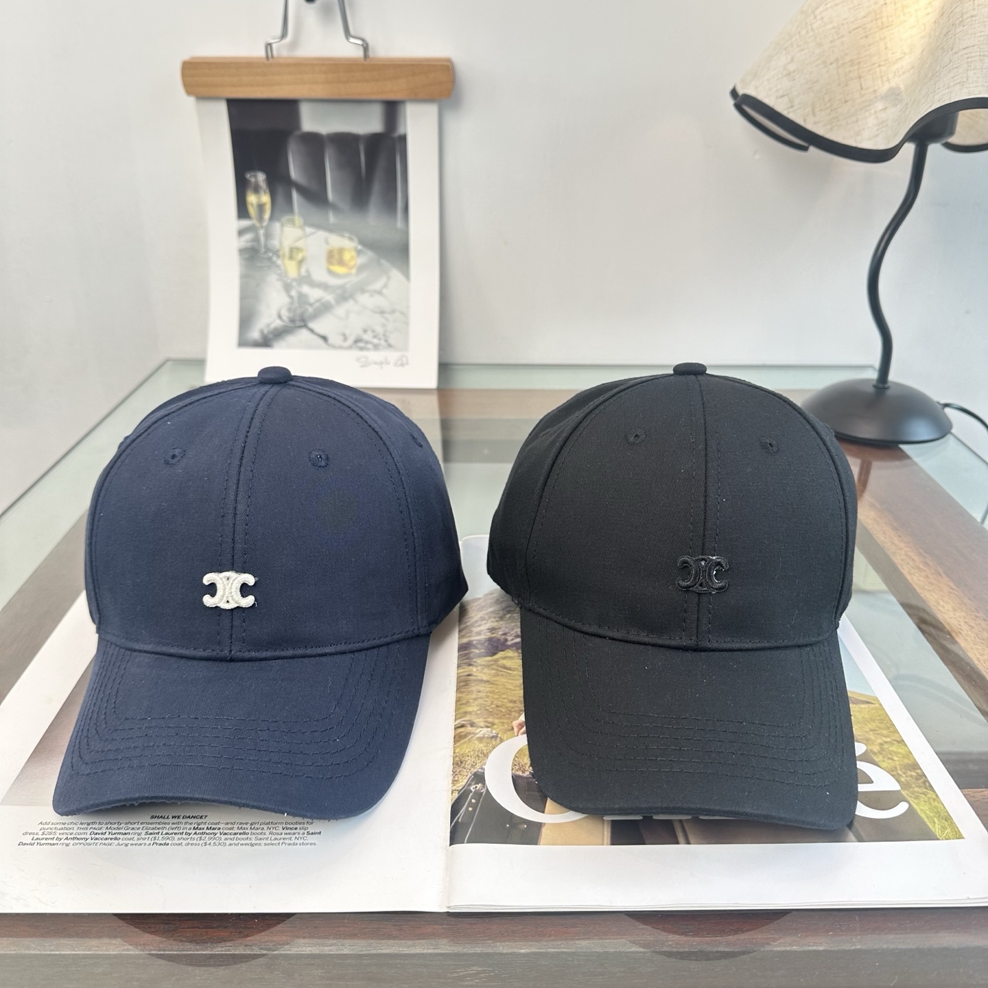 爆款CELINE（赛琳）简约明星同款最新棒球帽，时尚潮流，高端做工！每一个帽子都是用心之作！非一般的品质