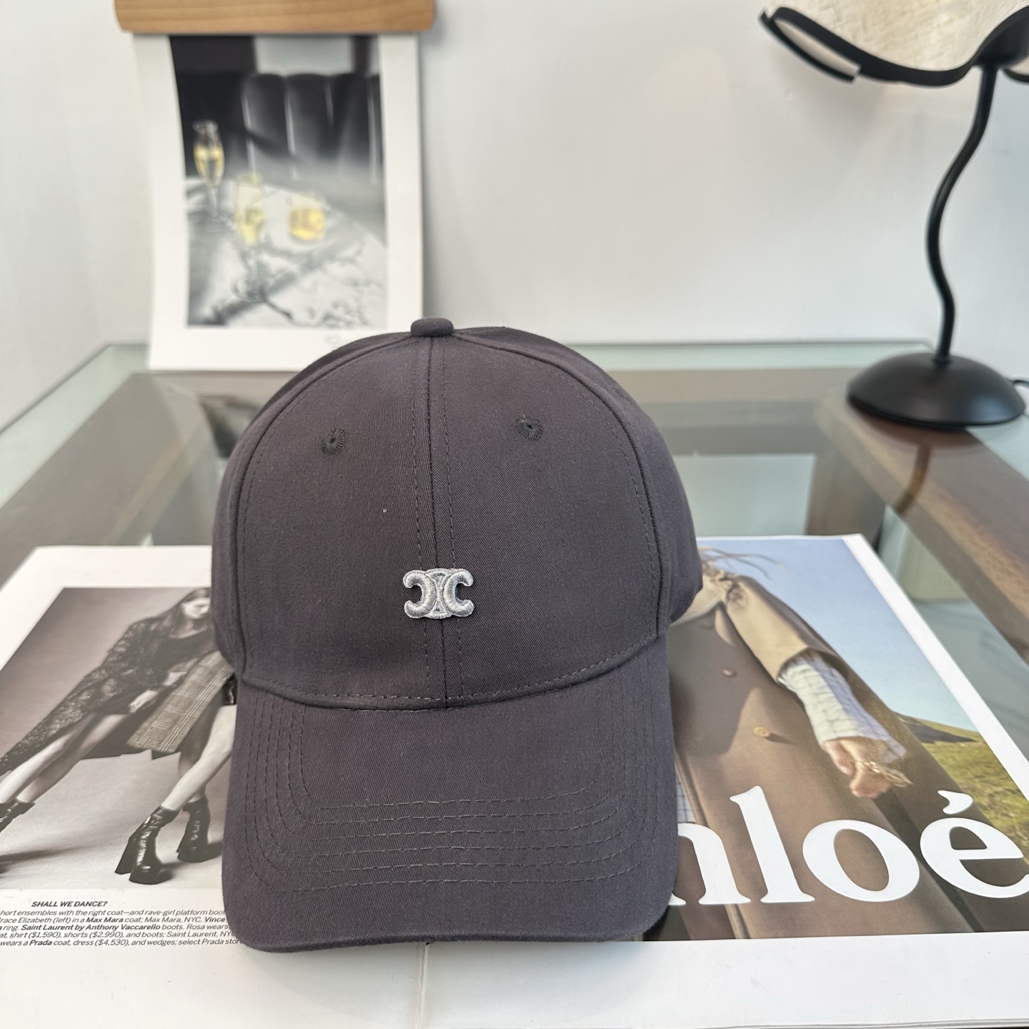 爆款CELINE（赛琳）简约明星同款最新棒球帽，时尚潮流，高端做工！每一个帽子都是用心之作！非一般的品质
