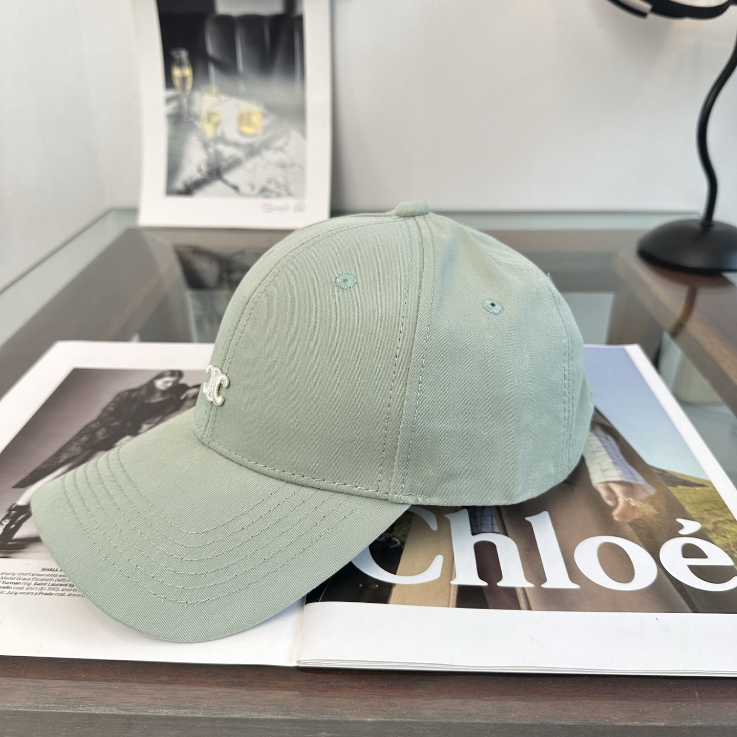 爆款CELINE（赛琳）简约明星同款最新棒球帽，时尚潮流，高端做工！每一个帽子都是用心之作！非一般的品质