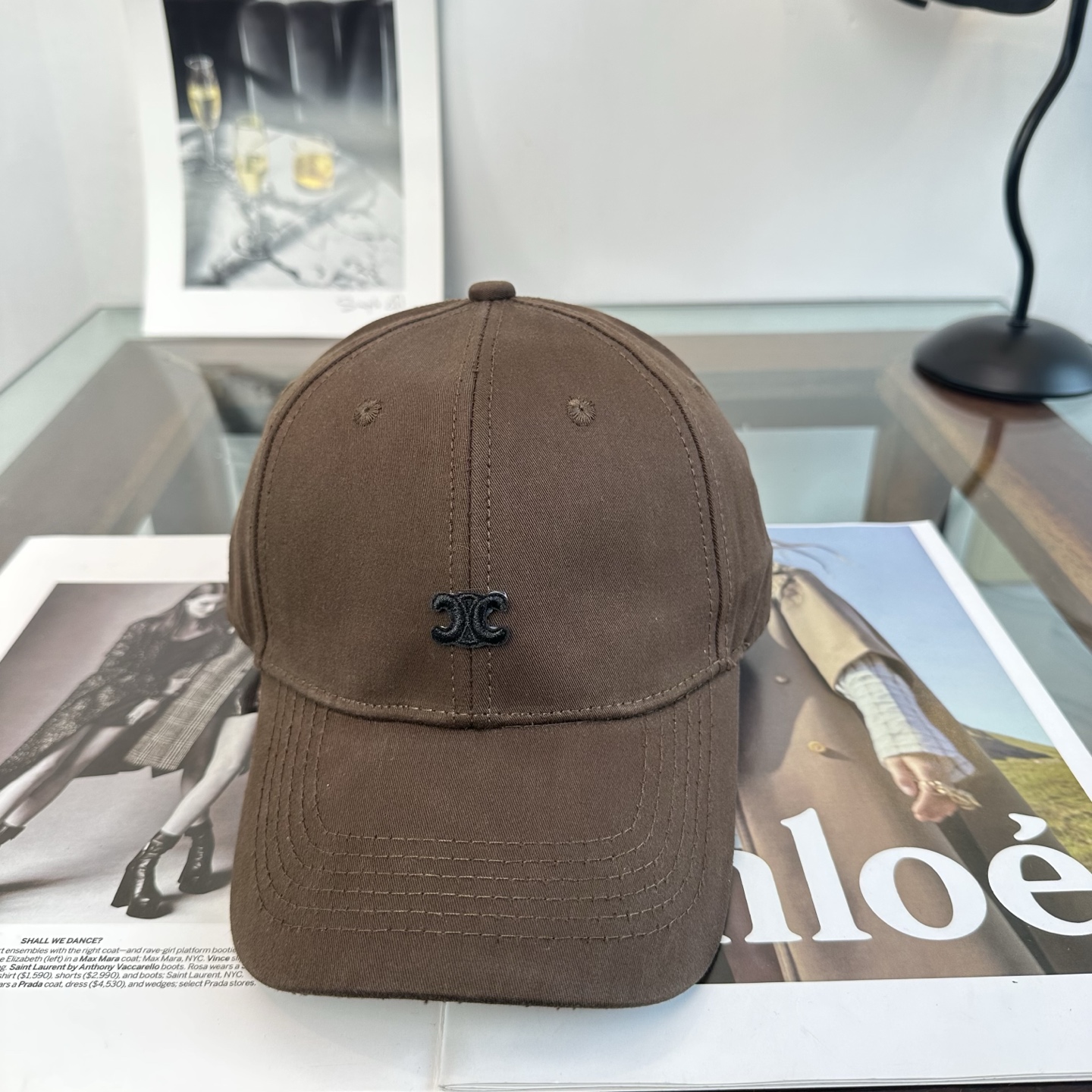爆款CELINE（赛琳）简约明星同款最新棒球帽，时尚潮流，高端做工！每一个帽子都是用心之作！非一般的品质