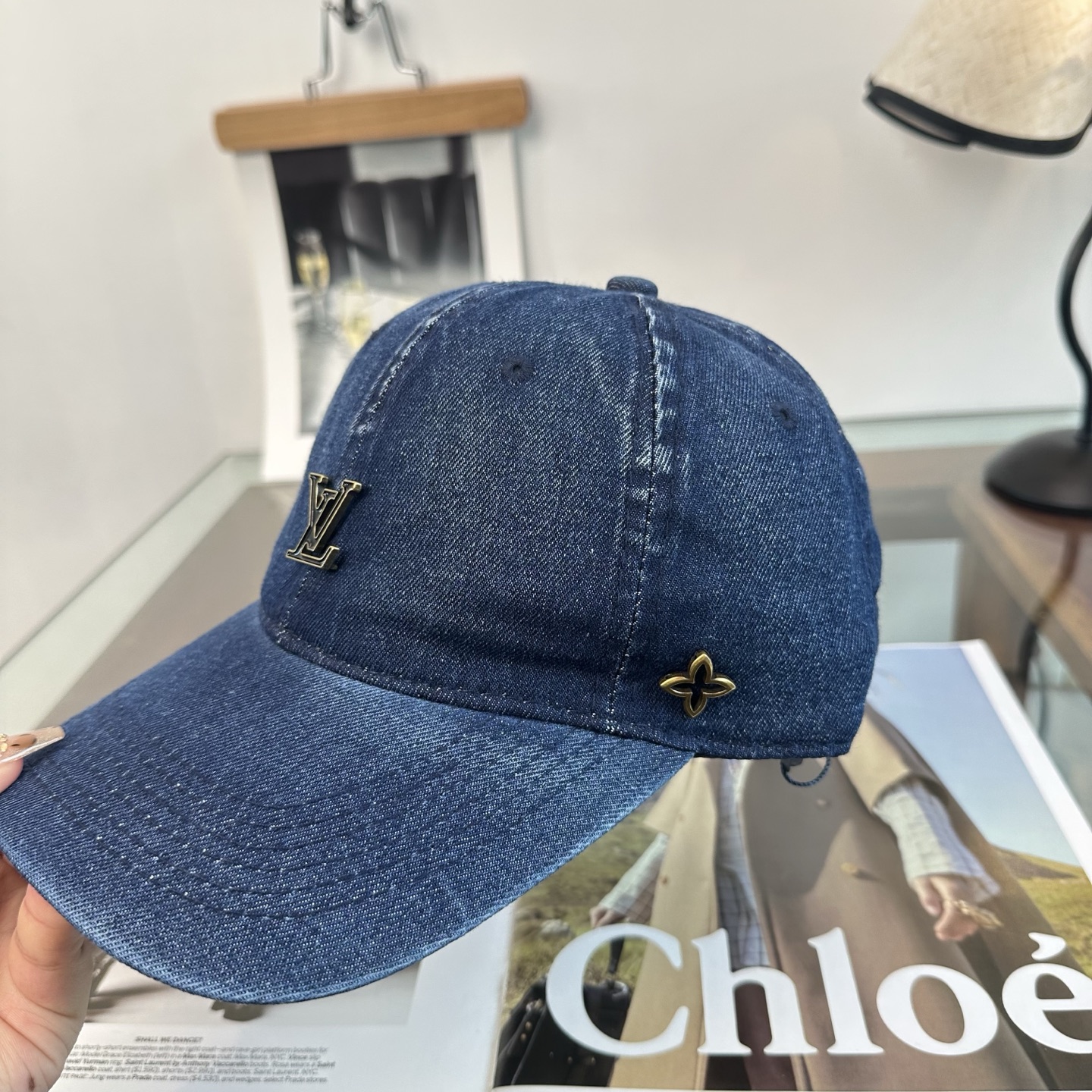 🧢路易威登棒球帽 LouisVuitton😍新款LV棒球帽，重工打造♥️高端大气，百搭款🤗男女通用！