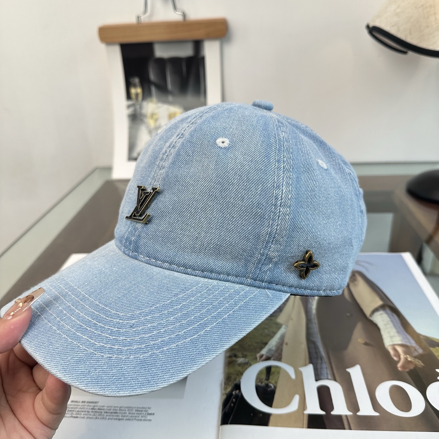 🧢路易威登棒球帽 LouisVuitton😍新款LV棒球帽，重工打造♥️高端大气，百搭款🤗男女通用！