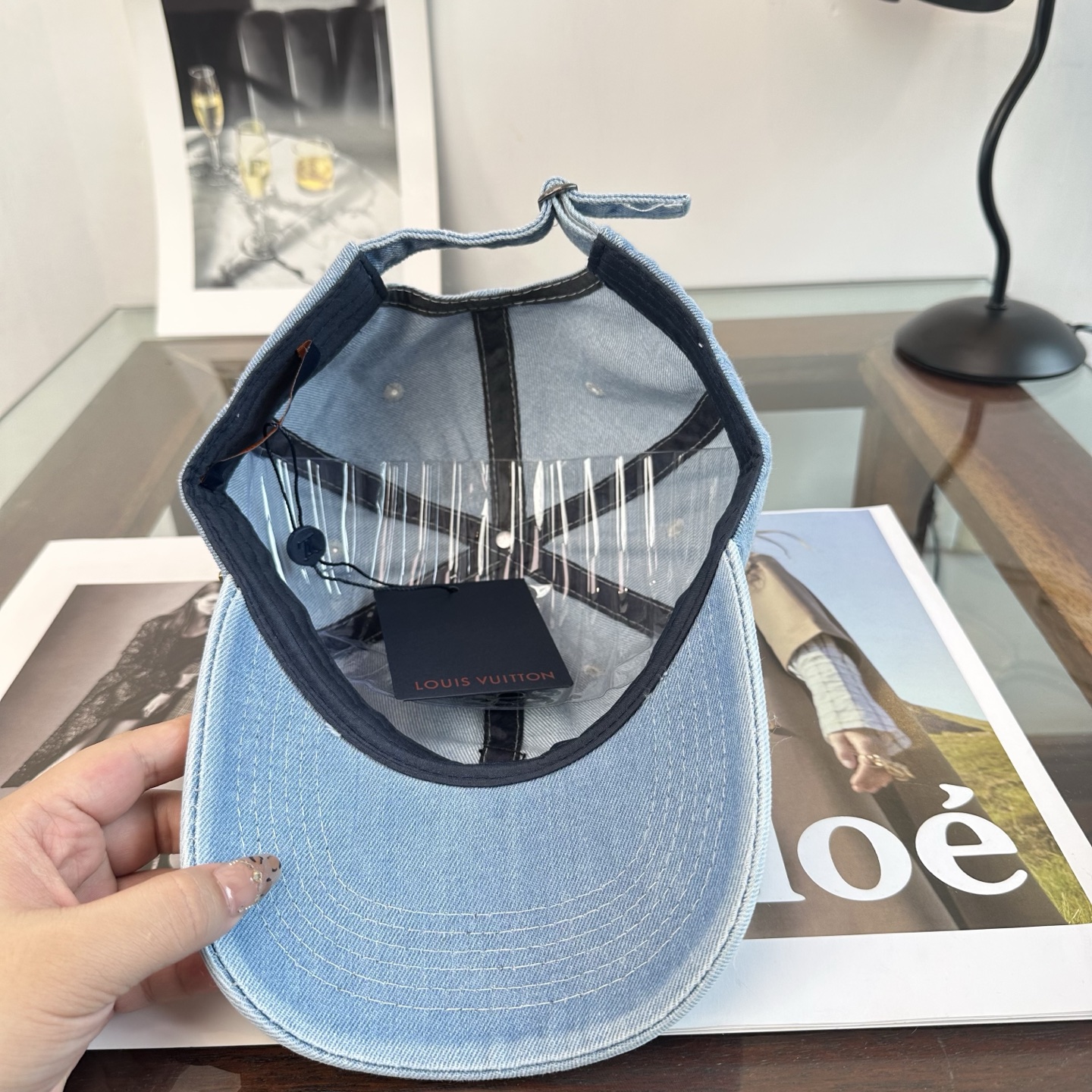 🧢路易威登棒球帽 LouisVuitton😍新款LV棒球帽，重工打造♥️高端大气，百搭款🤗男女通用！