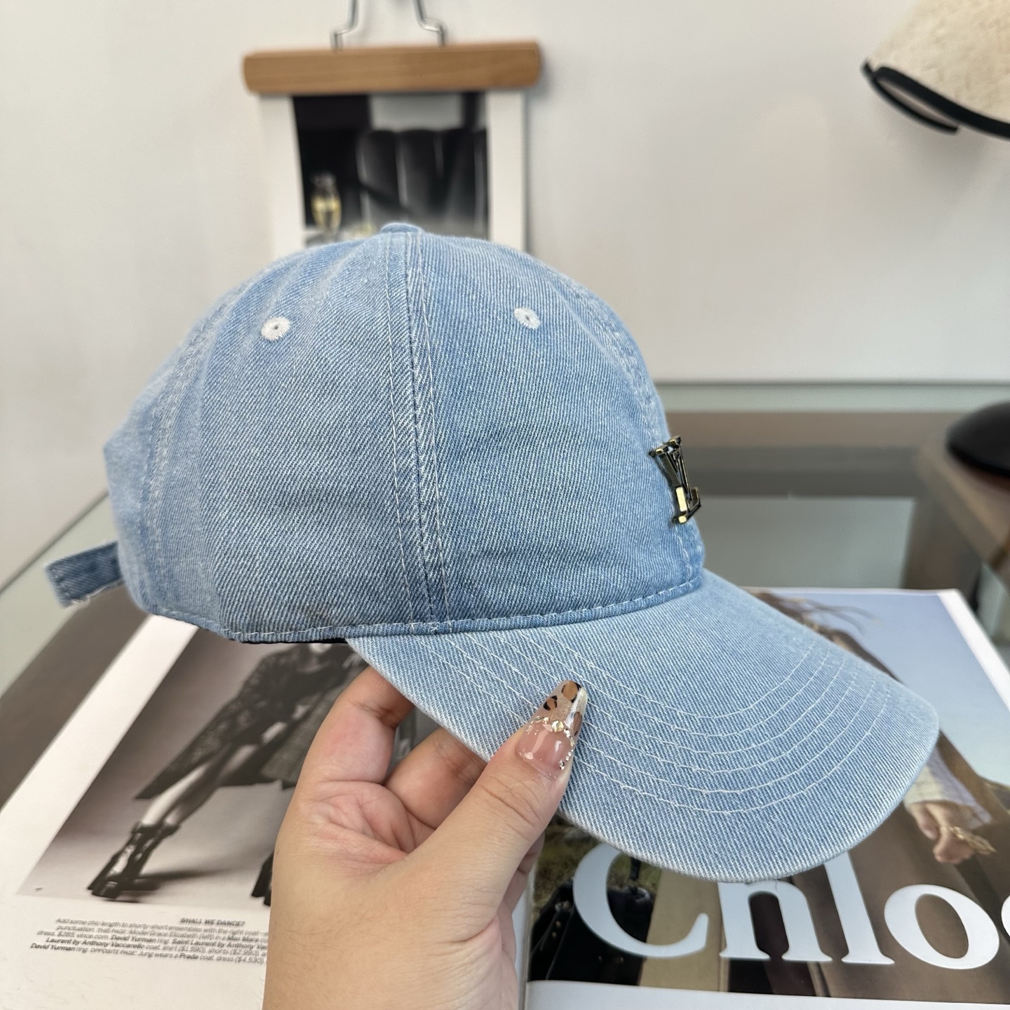 🧢路易威登棒球帽 LouisVuitton😍新款LV棒球帽，重工打造♥️高端大气，百搭款🤗男女通用！