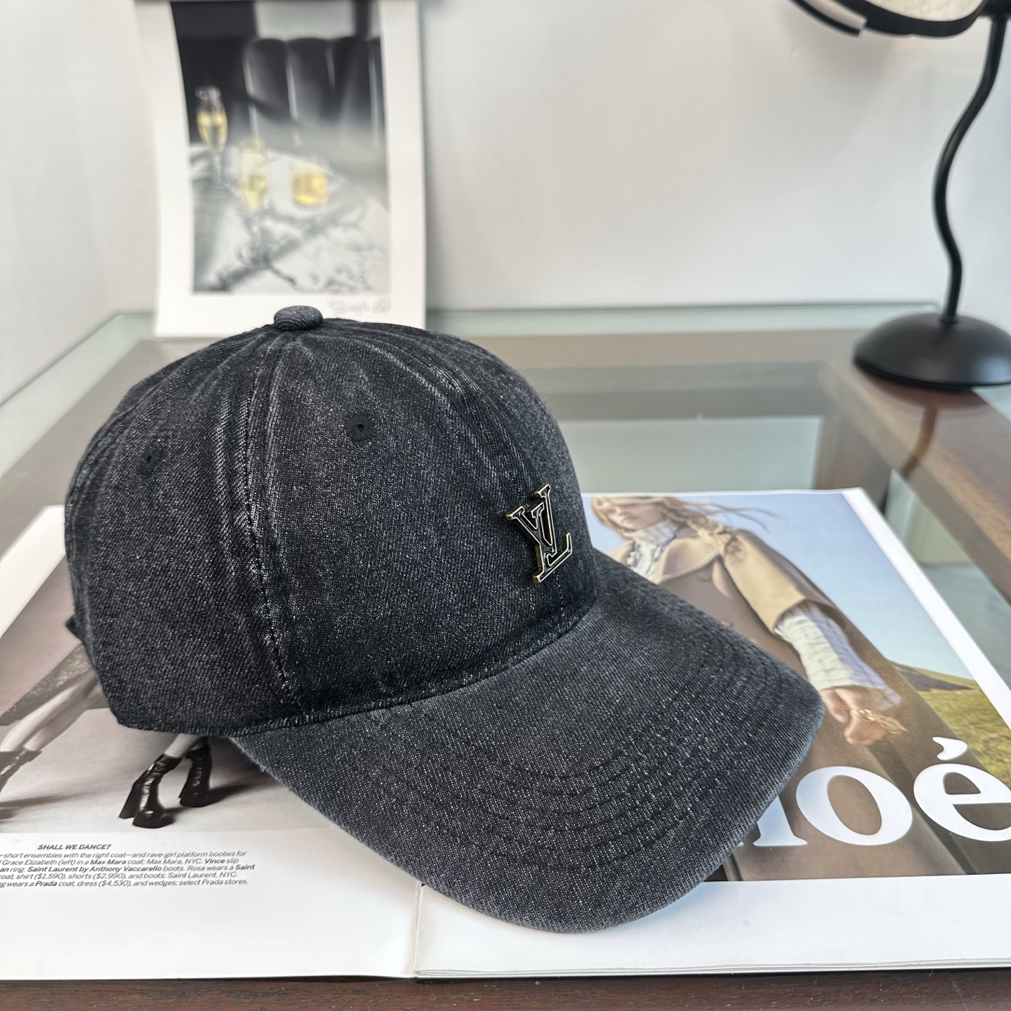 🧢路易威登棒球帽 LouisVuitton😍新款LV棒球帽，重工打造♥️高端大气，百搭款🤗男女通用！