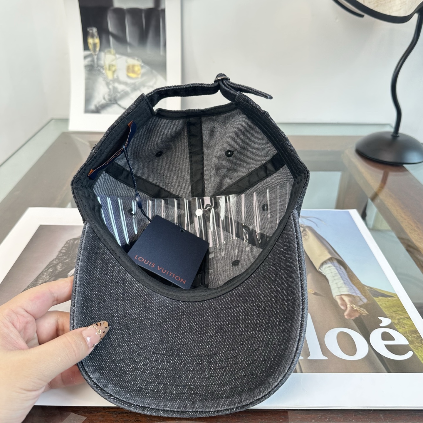 🧢路易威登棒球帽 LouisVuitton😍新款LV棒球帽，重工打造♥️高端大气，百搭款🤗男女通用！