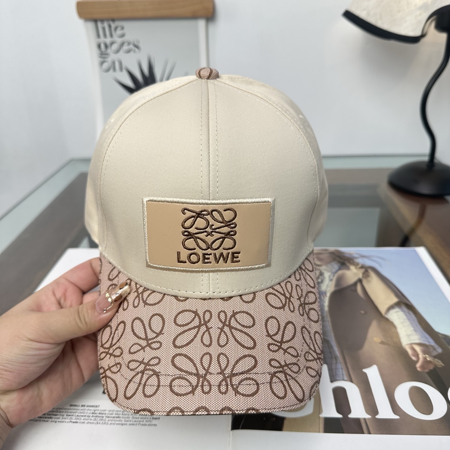 LOEWE【罗意威】新款棒球帽，专柜同步出货，大牌款超好搭配，赶紧入手