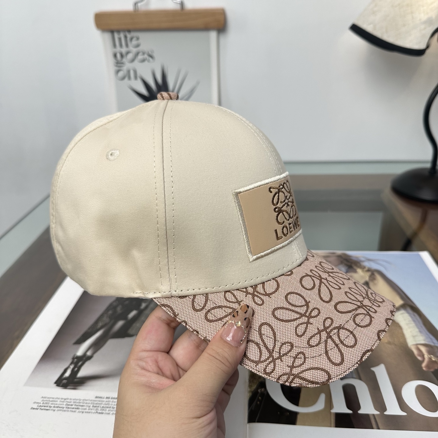 LOEWE【罗意威】新款棒球帽，专柜同步出货，大牌款超好搭配，赶紧入手