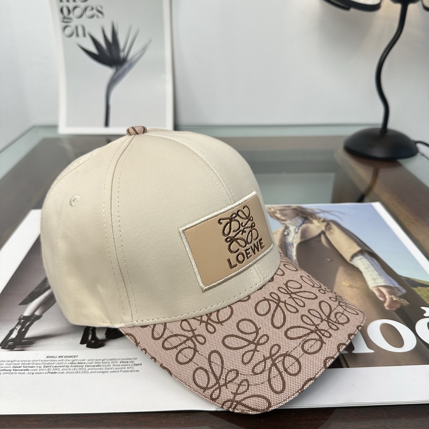 LOEWE【罗意威】新款棒球帽，专柜同步出货，大牌款超好搭配，赶紧入手