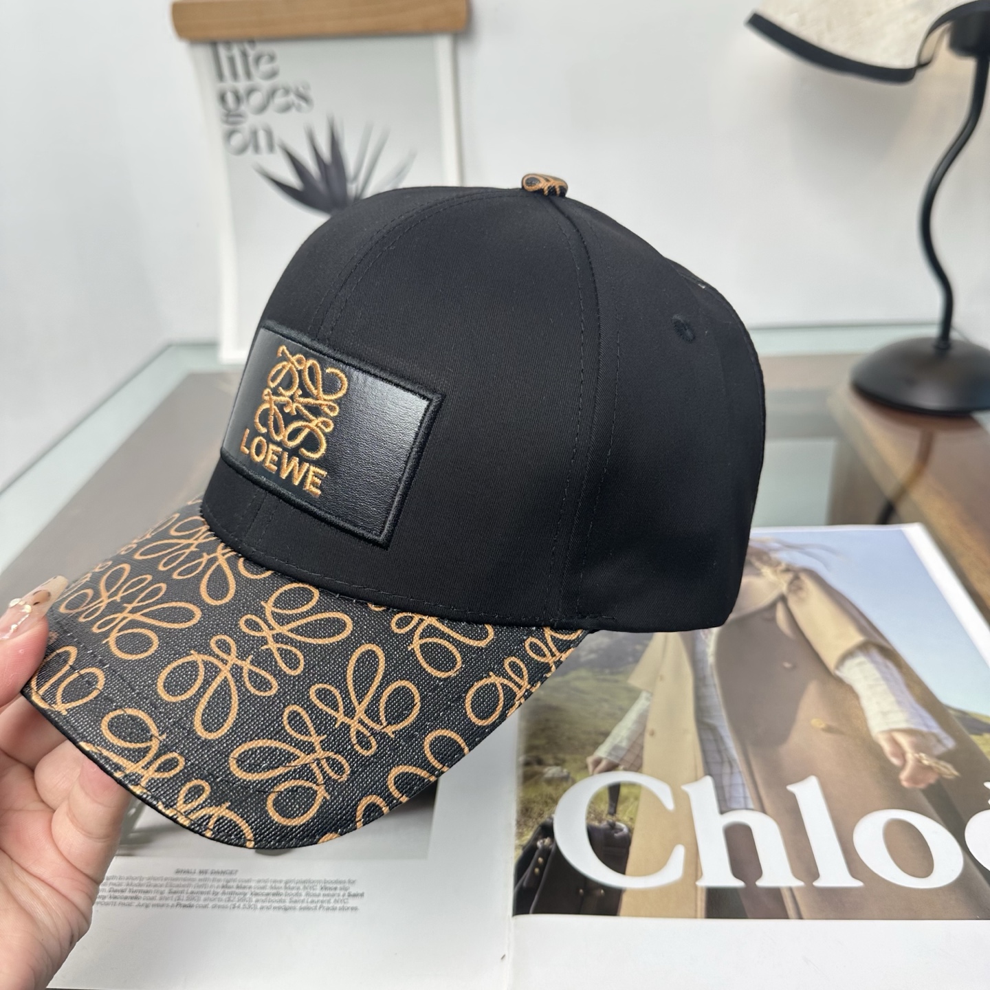 LOEWE【罗意威】新款棒球帽，专柜同步出货，大牌款超好搭配，赶紧入手