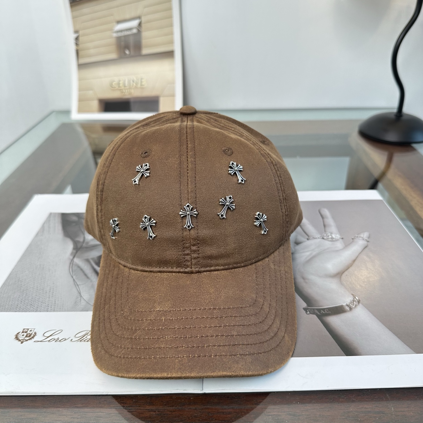 Chrome hearts 克罗心 新款十字架 高品质棒球帽，高端定制版！网红时尚博主同款！墙裂推荐！质量巨好！谁戴谁好