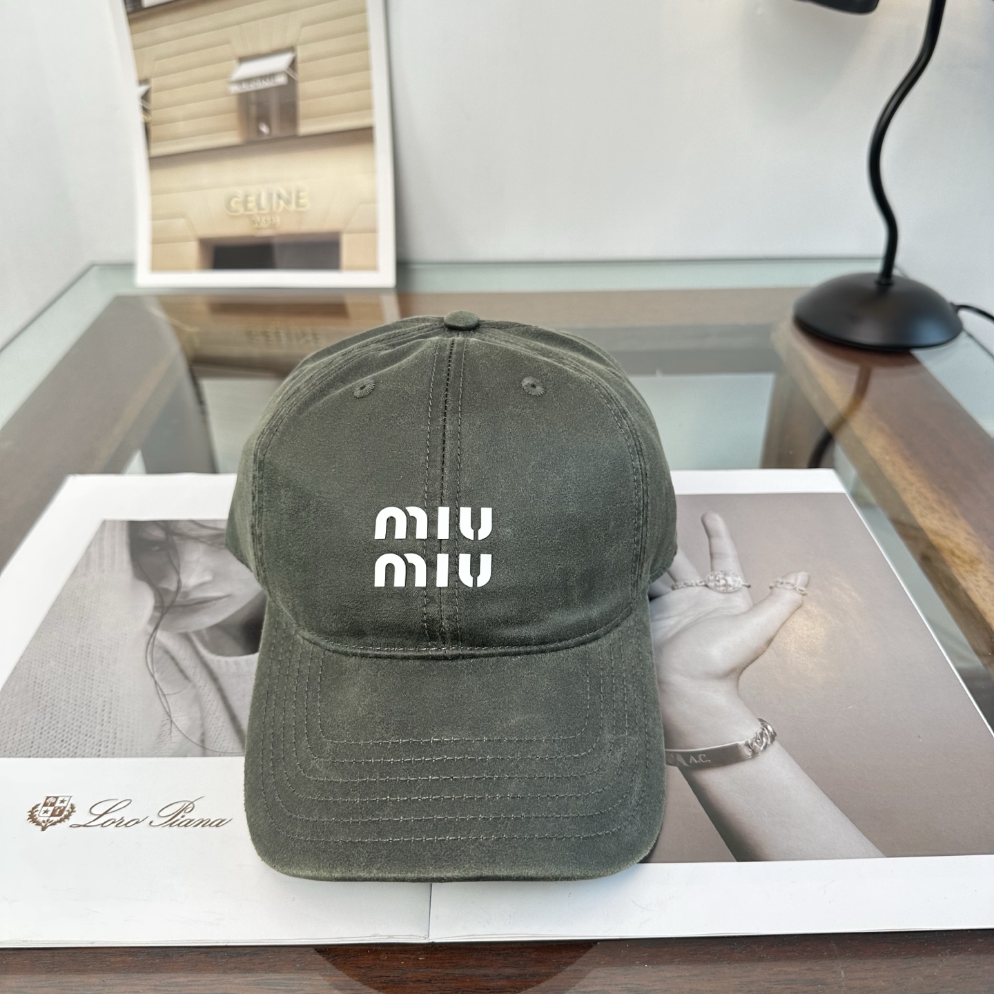 谬谬miumiu 原单 新款棒球帽，正品开模订制，原版做工细致质量超赞！